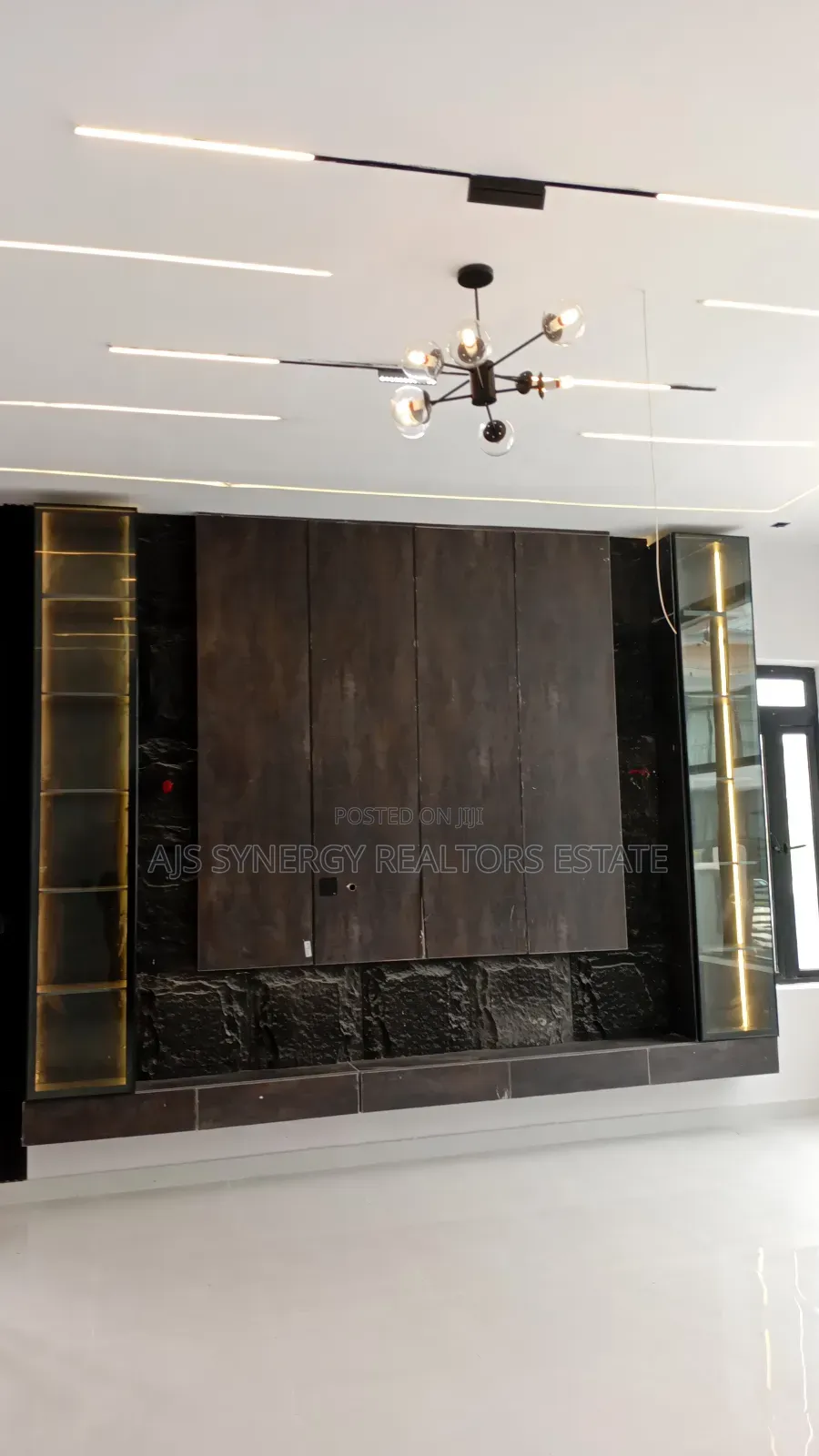 4bdrm Duplex in Ado / Ajah for sale