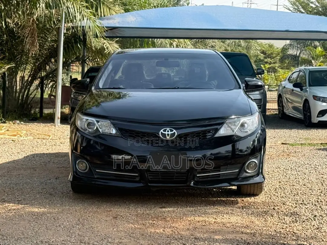Toyota Camry XLE V6 4dr Sedan (3.5L 6cyl 6A) 2012 Black