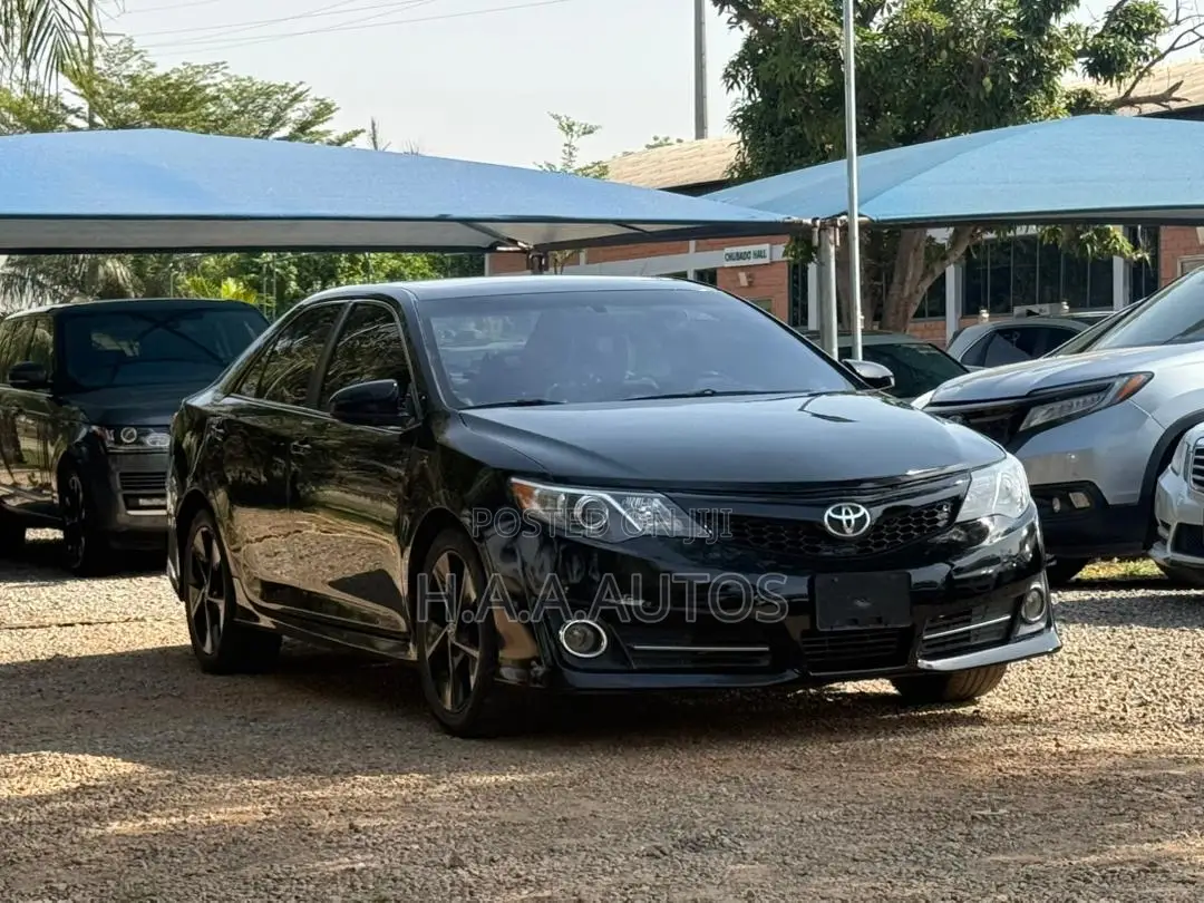 Toyota Camry XLE V6 4dr Sedan (3.5L 6cyl 6A) 2012 Black