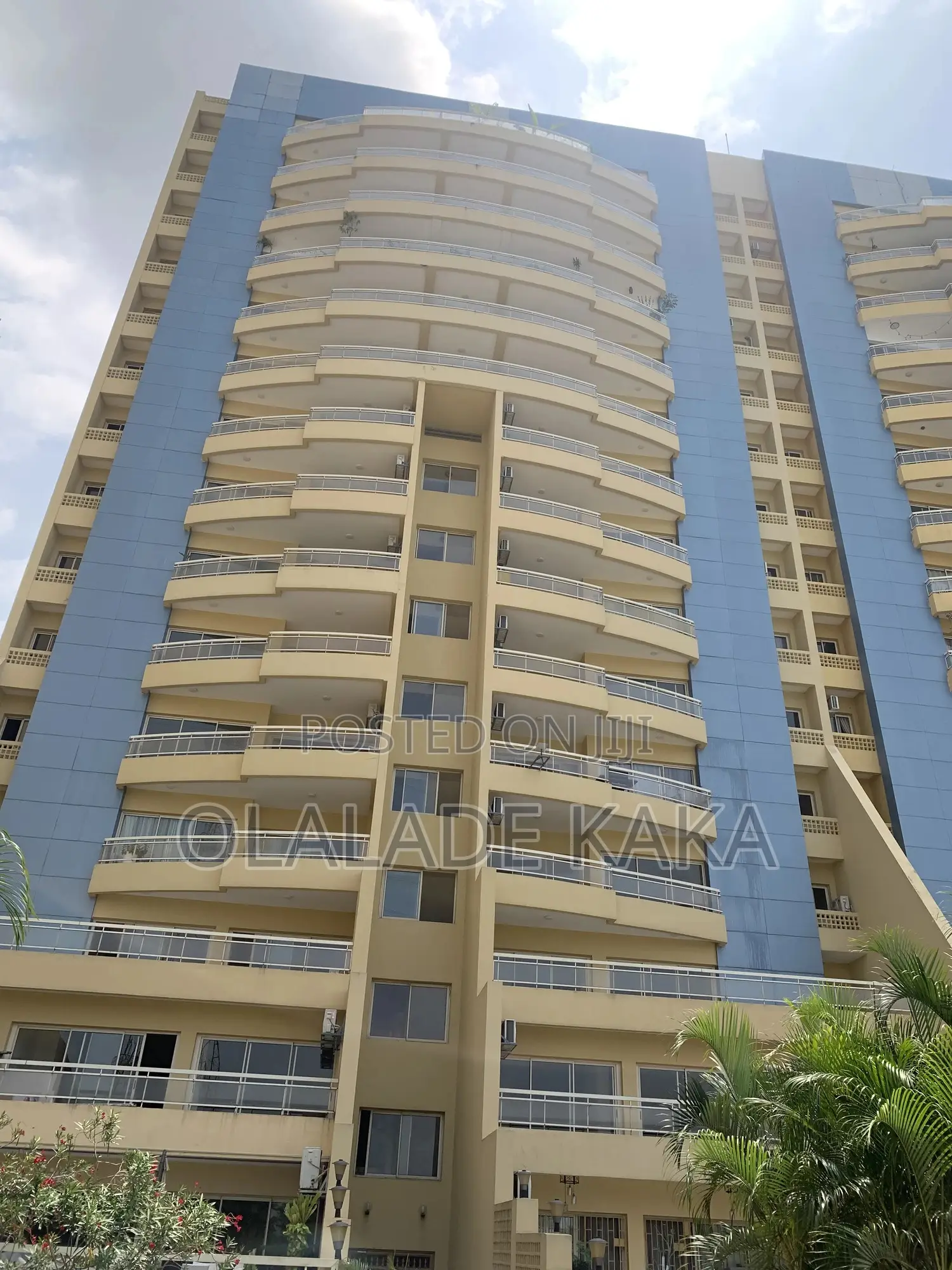 3bdrm Apartment in Banana Island for rent