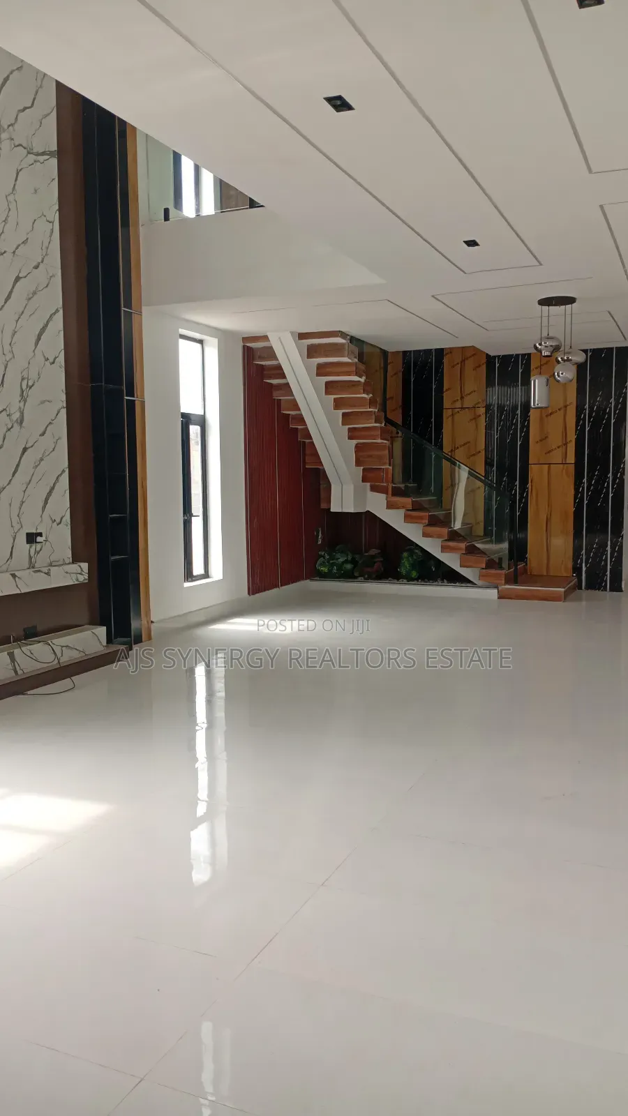 5bdrm Duplex in Ado / Ajah for sale