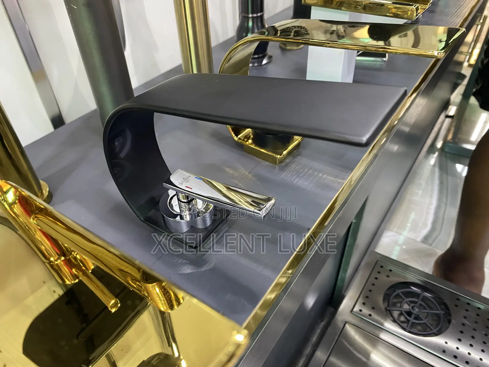 Luxurious Basin Mixer Tap English
