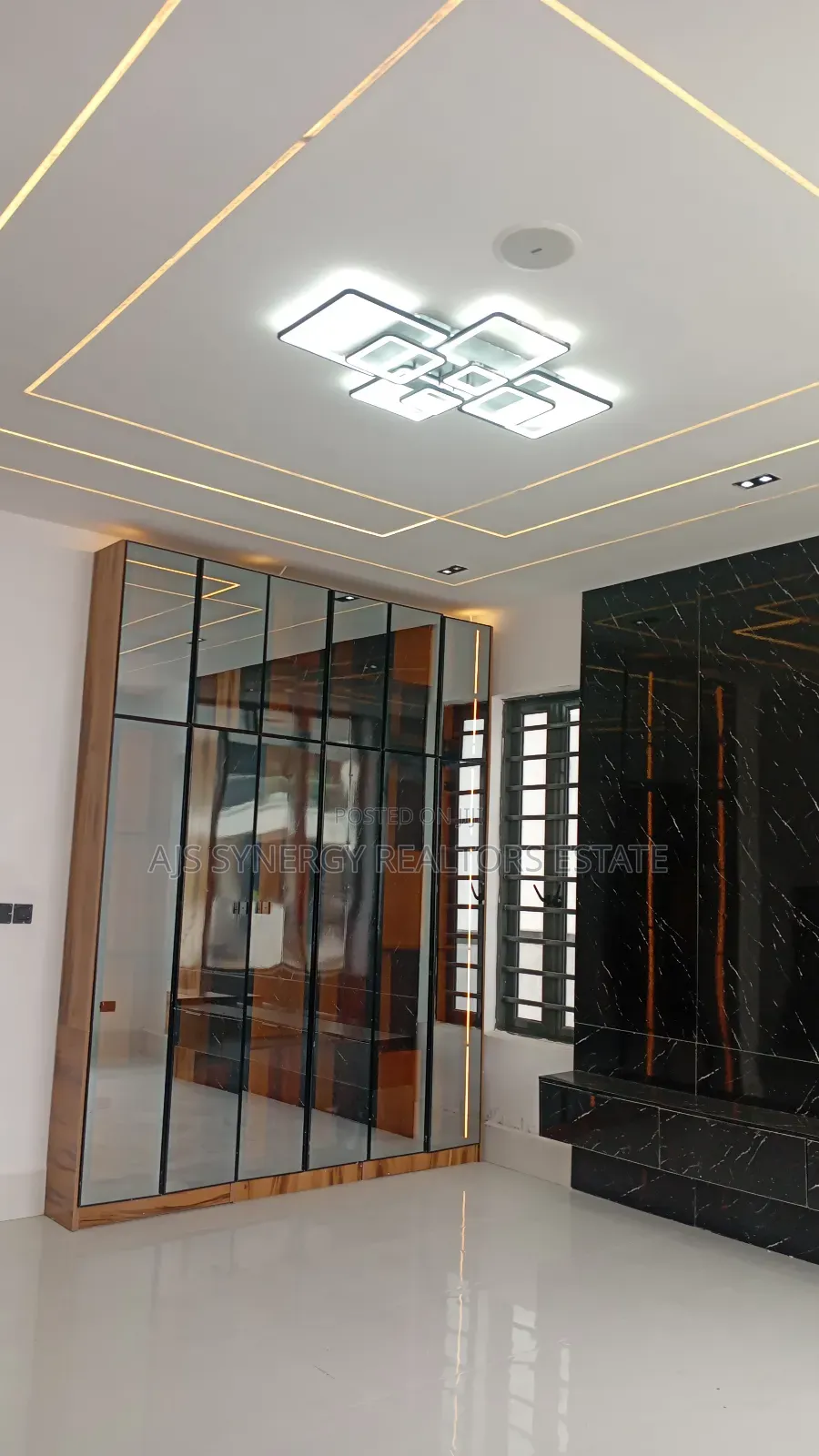 4bdrm Duplex in Ado / Ajah for sale