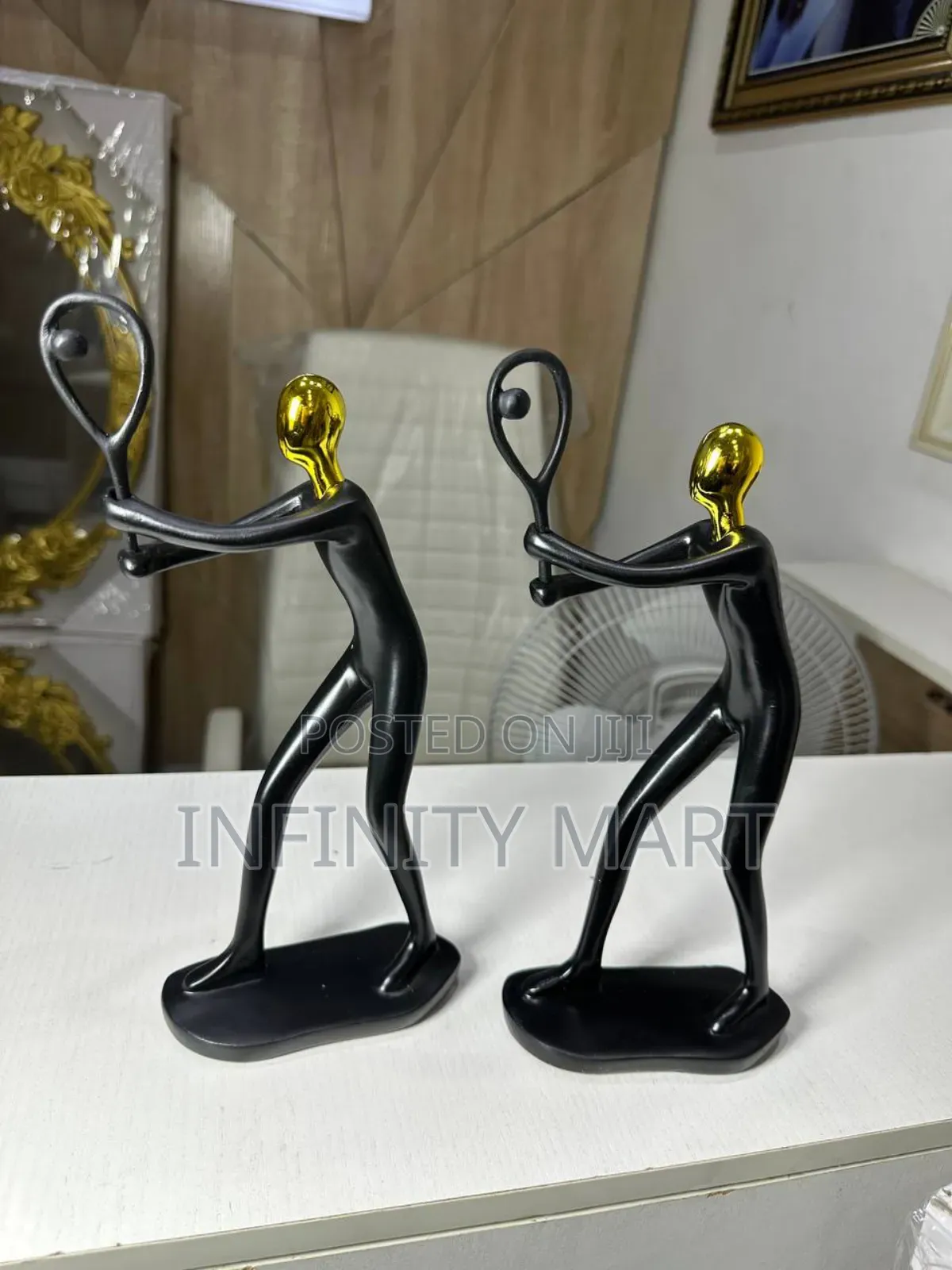 Sleek Tennis Woman Decor