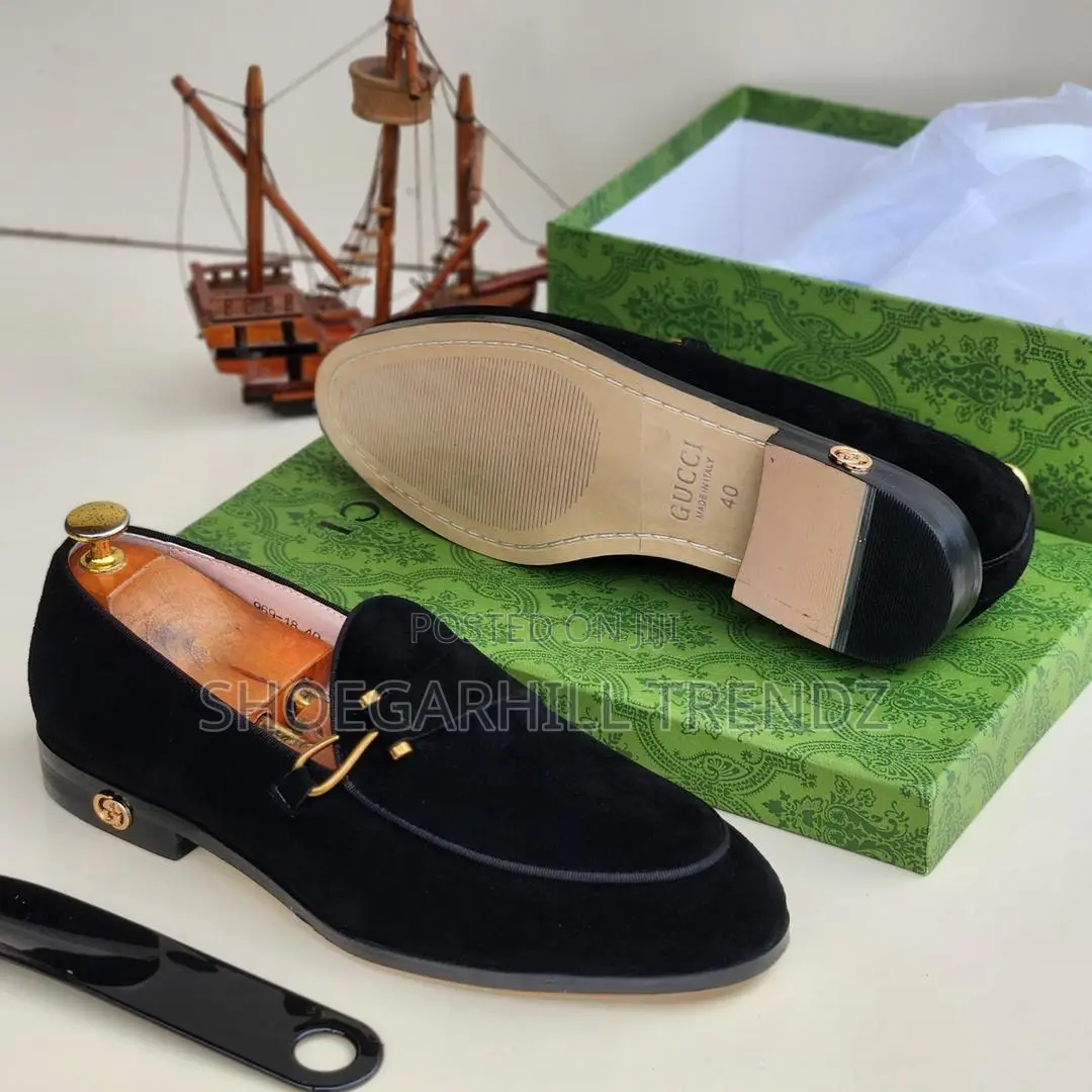 Men Gg Suede Loafers in Black and Brown Clour