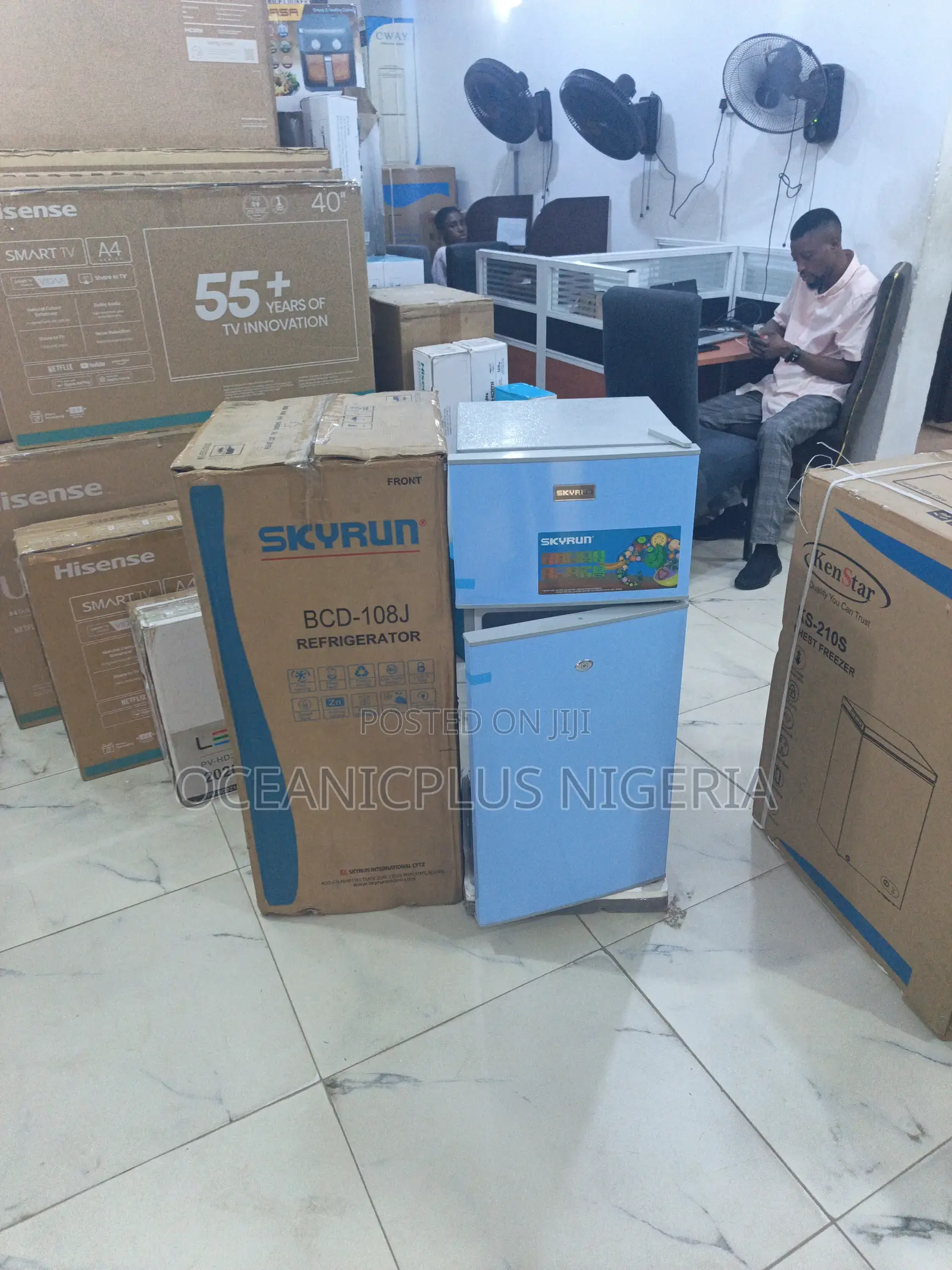 Skyrun 108l Two Door Top Mount Refrigerator