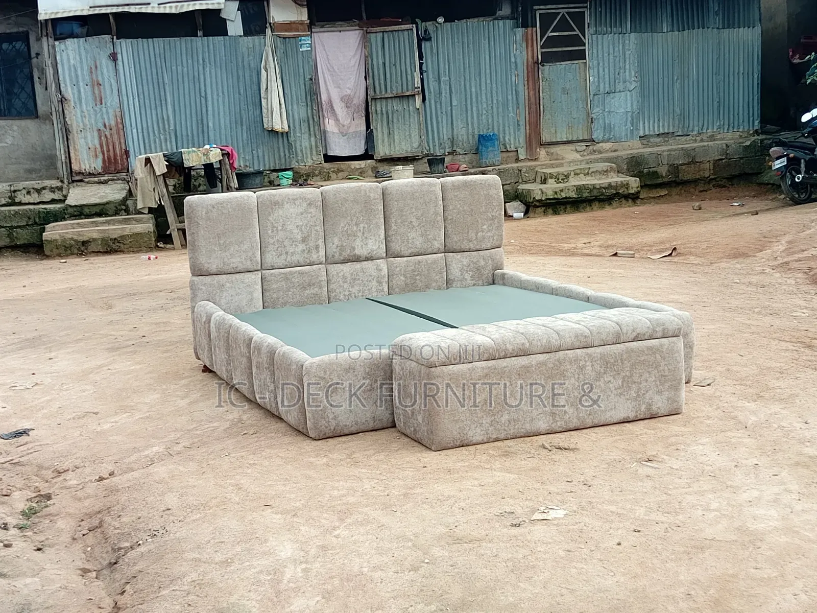 BDF3 Fully Padded 6x6ft Bedframe With Storage