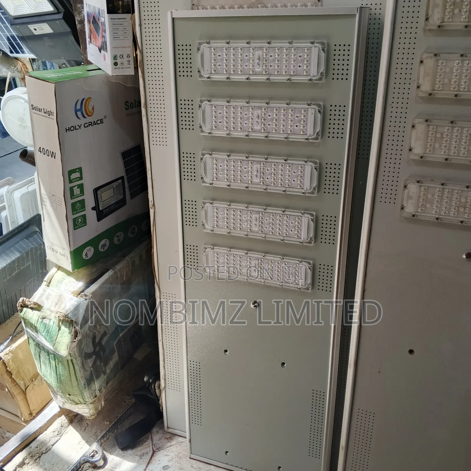 High Quality 5-Eyes 100w Industrial Solar Street Light
For Projects