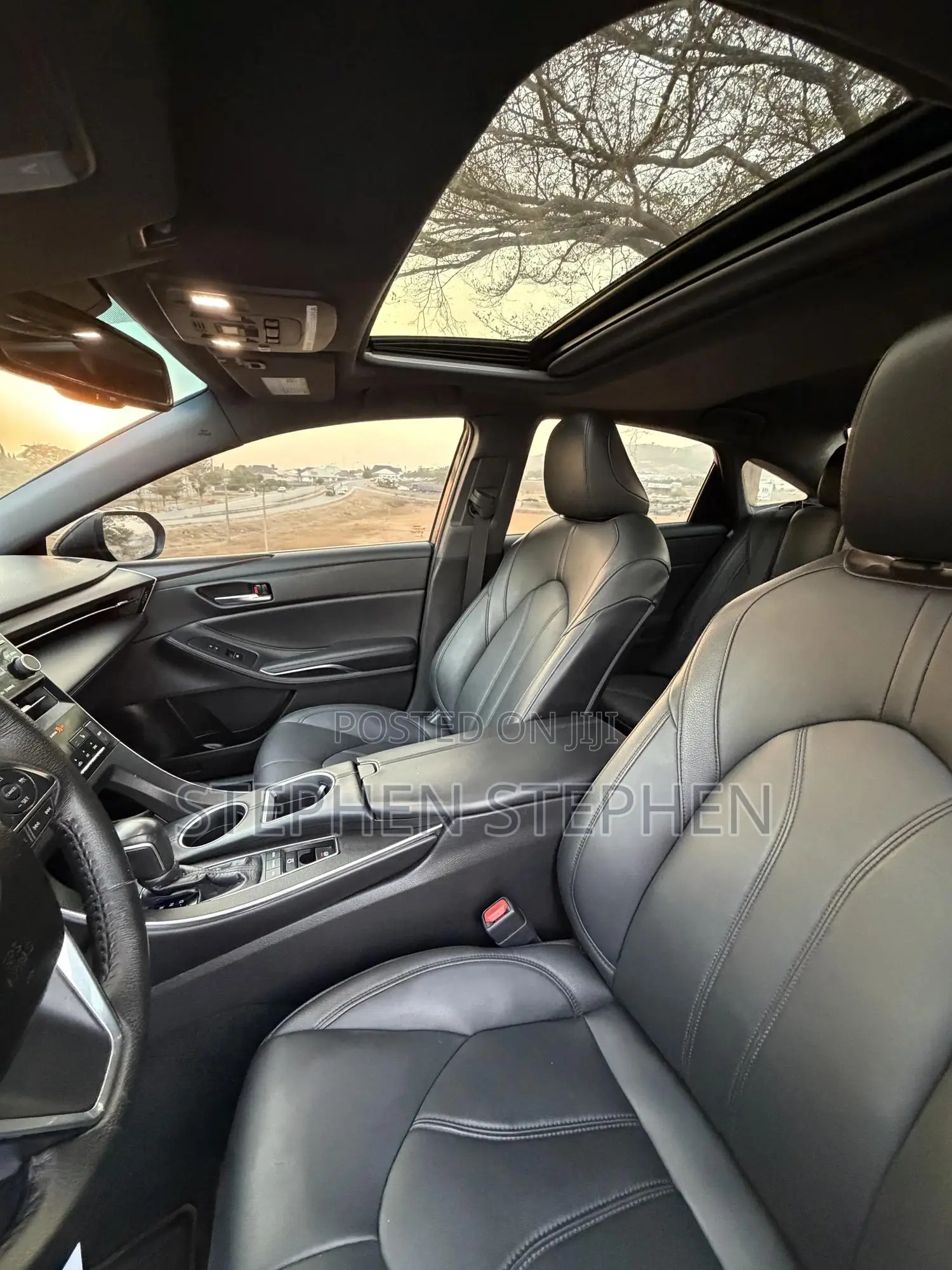 Toyota Avalon XLE 2020 Black