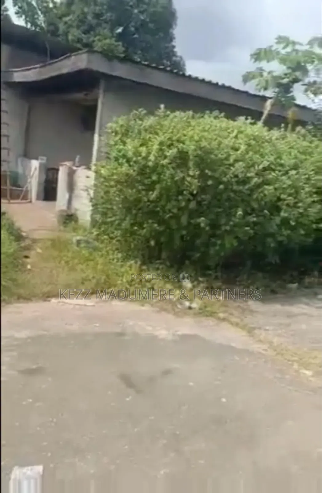 For Sale : 4 1⁄2 Plots Ikwere/ Airport Road, Rukpokwu, Ph