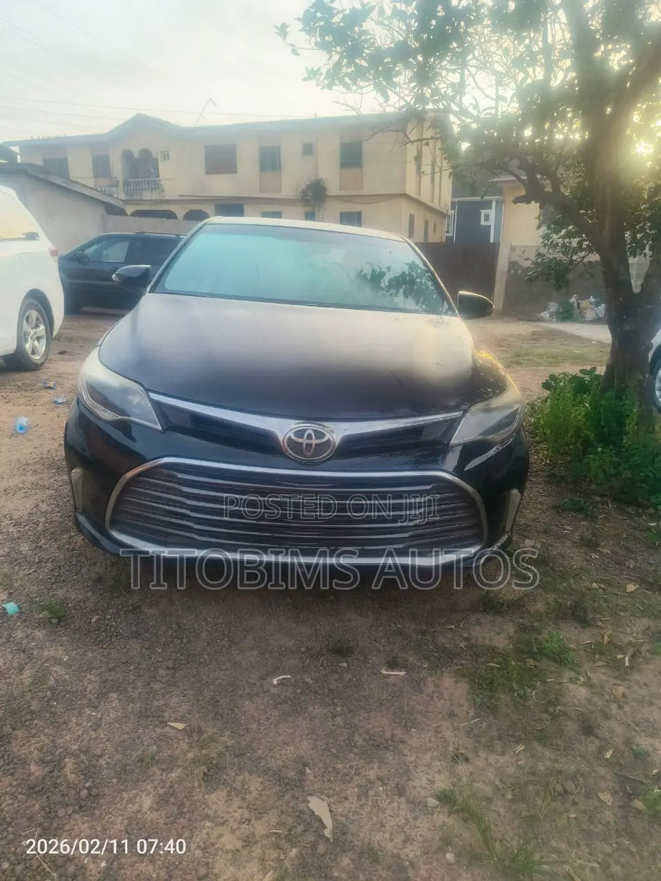 Toyota Avalon Limited 4dr Sedan (3.5L 6cyl 6A) 2015 Black