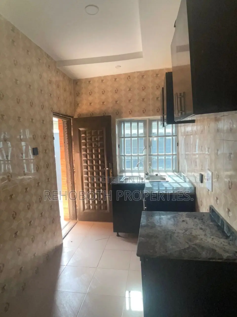 2bdrm Bungalow in Promise Land Elebu, Akala Express for rent