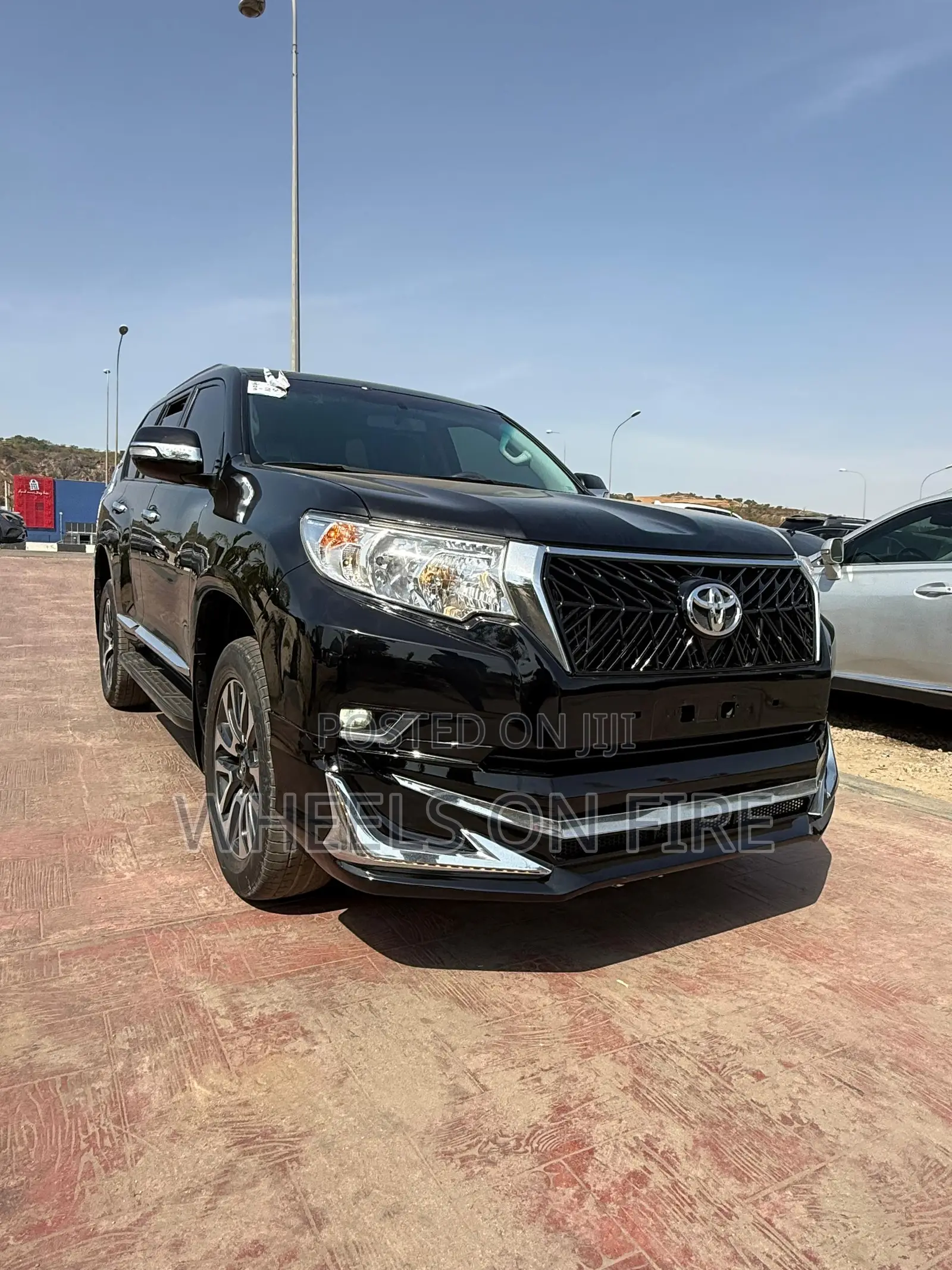 Toyota Land Cruiser 2022 Black