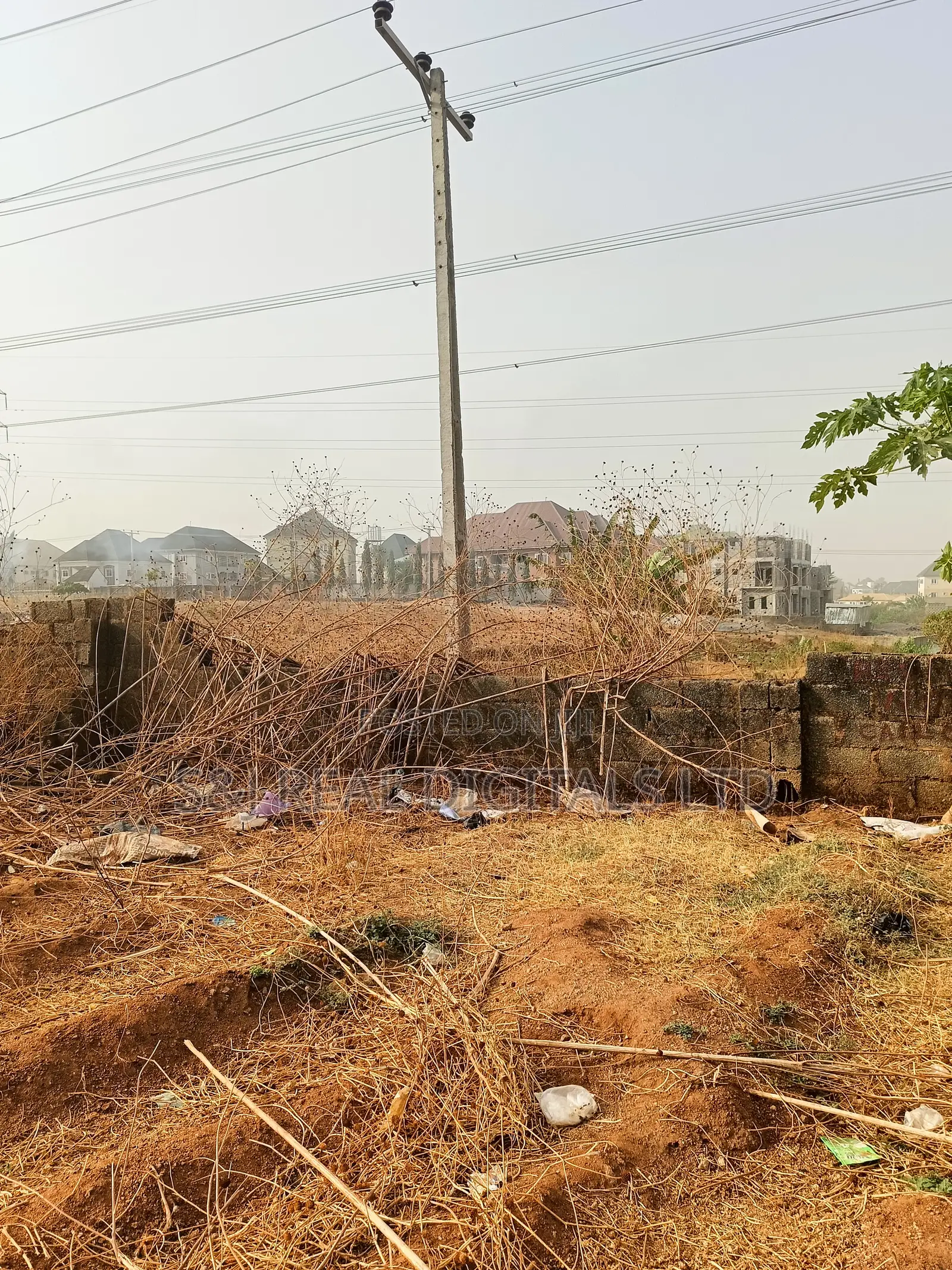 800 SQM Land in Dawaki
