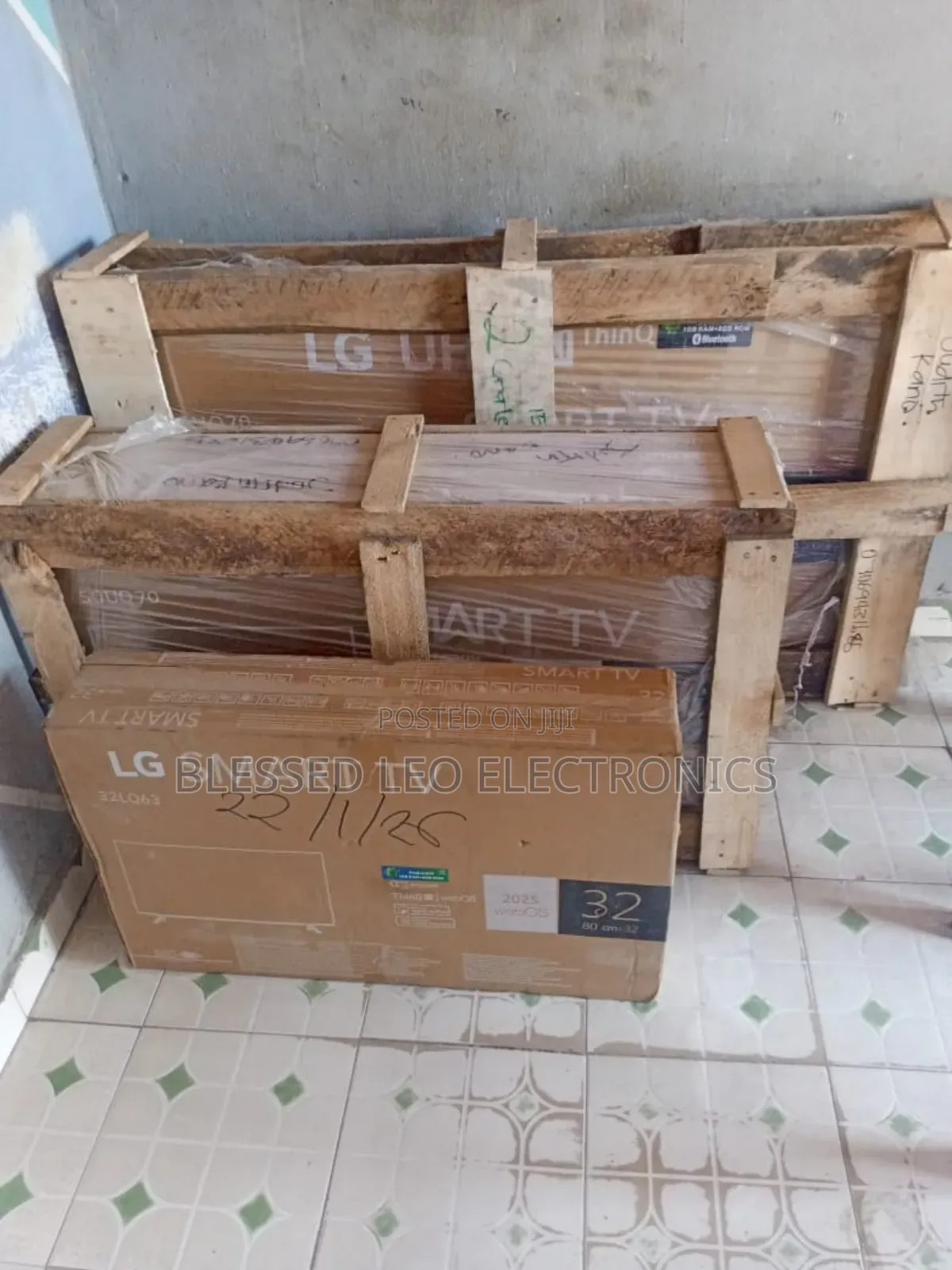 50 Inches With Inbuld Bluetooth Netflix Wifi Facebook Goo 