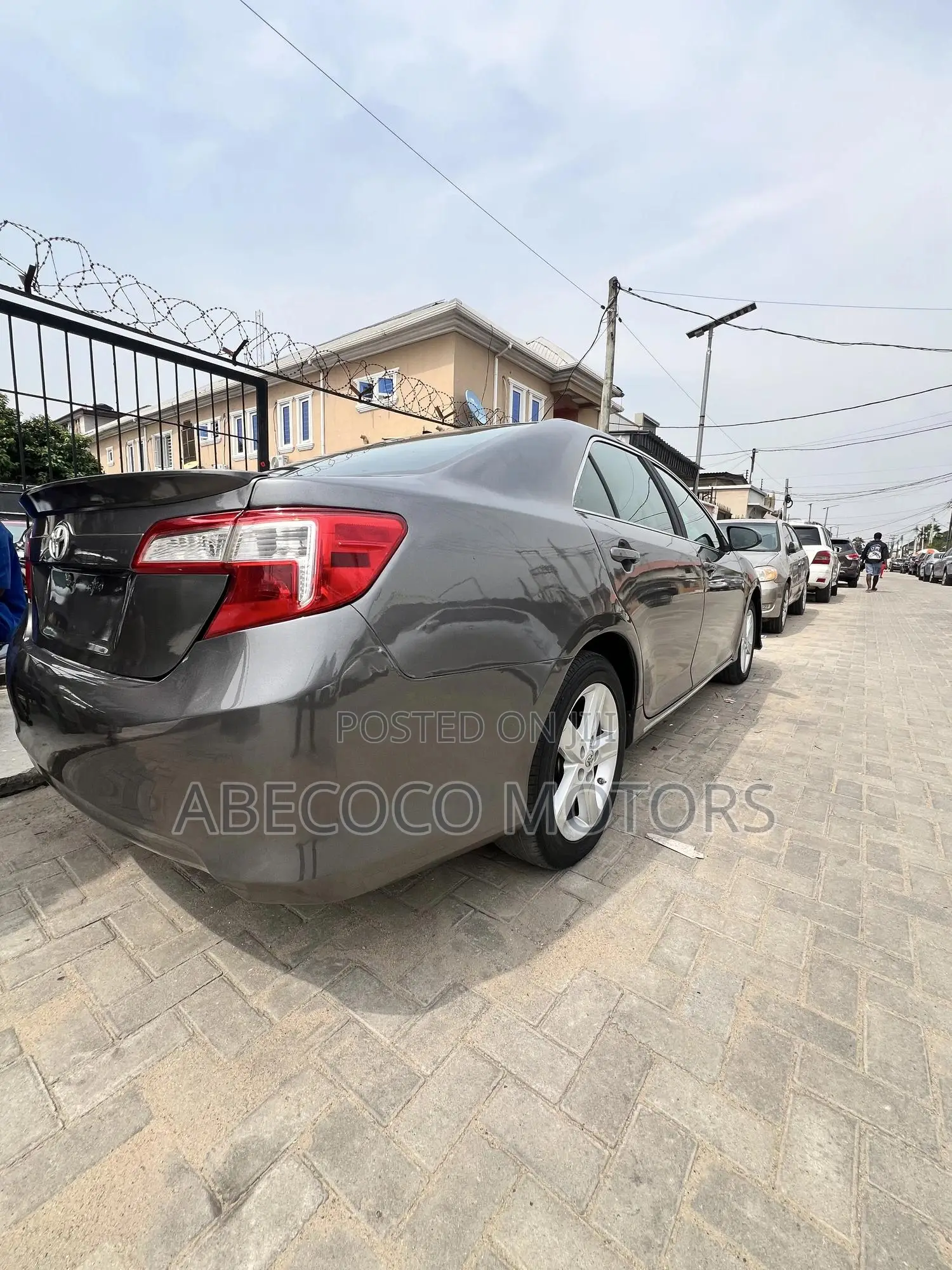 Toyota Camry SE Sport 4dr Sedan (2.5L 4cyl 6A) 2014 Gray