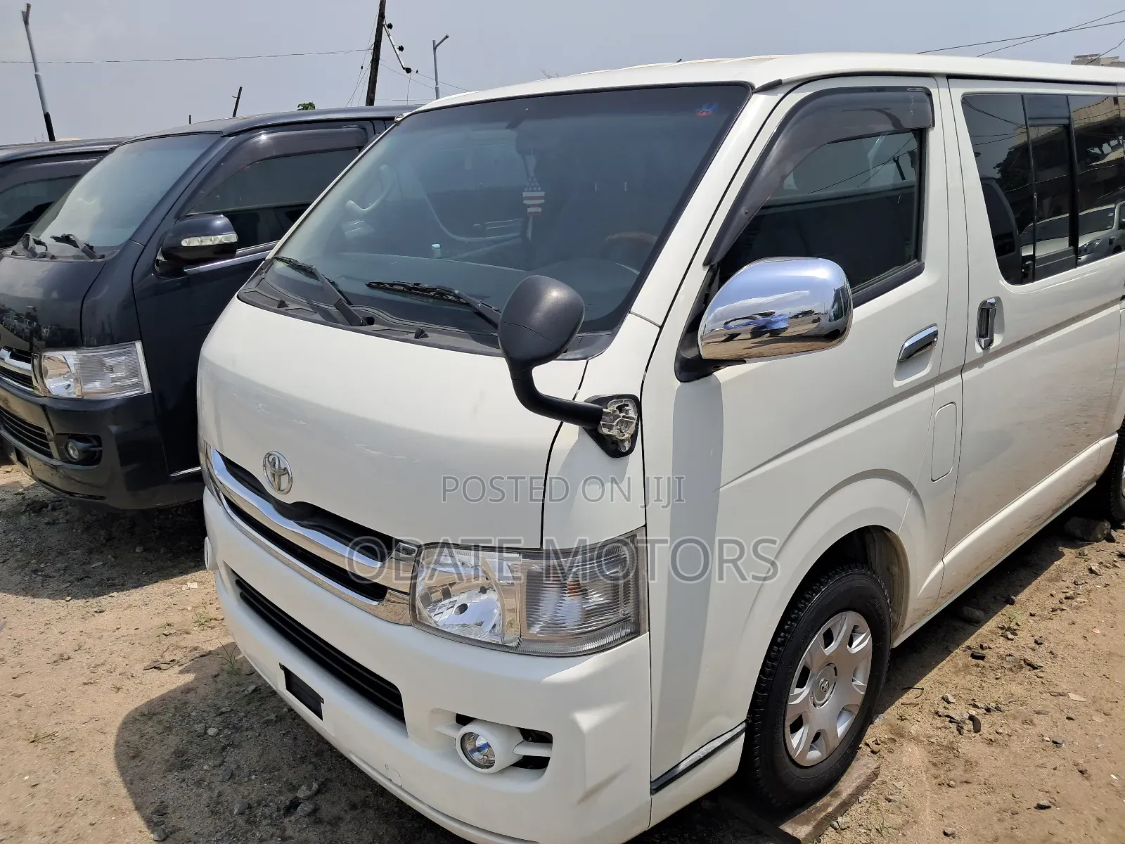 Toyota HiAce 2010 White