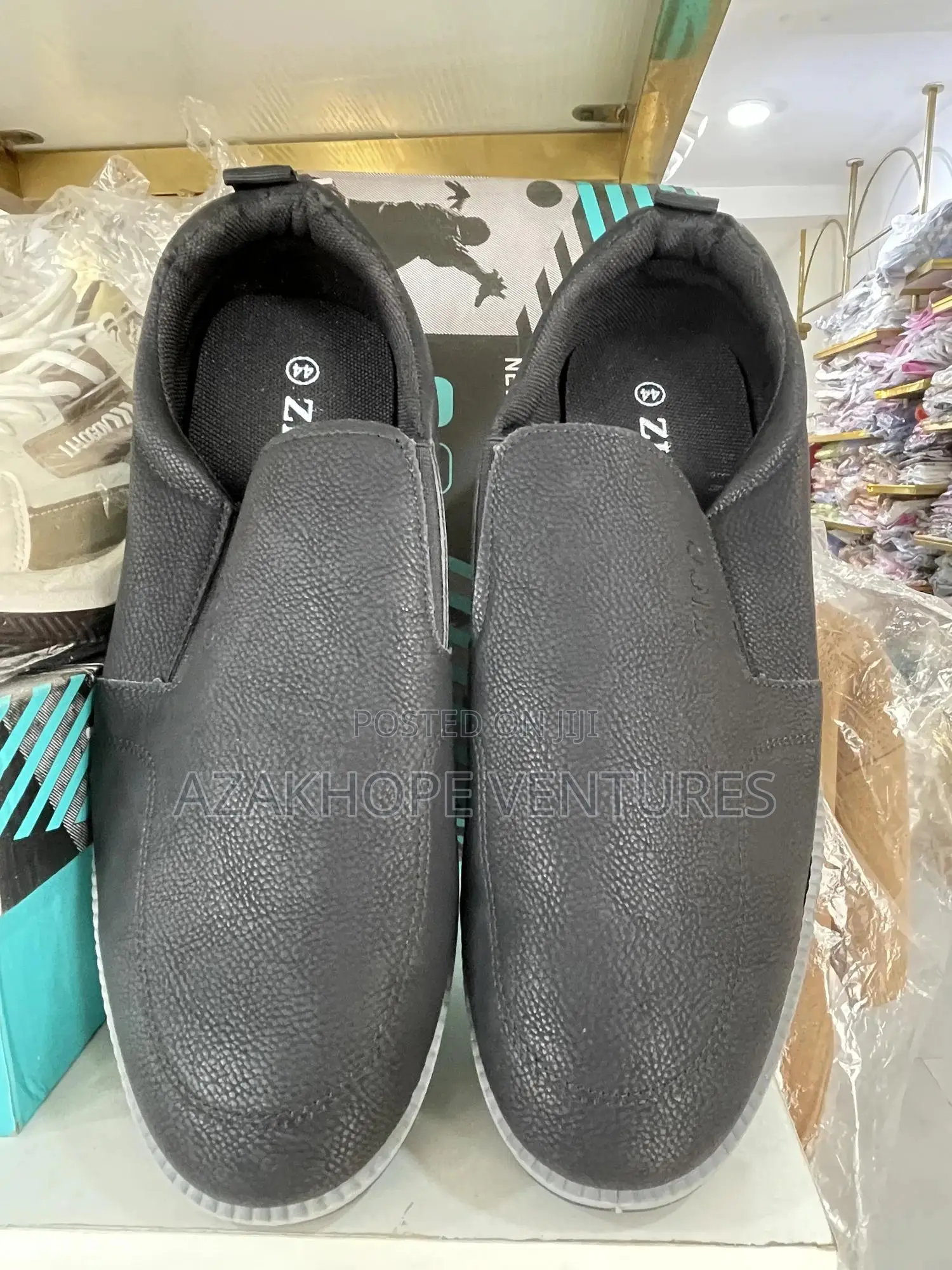 Black Men's Slip-on Casual Shoes