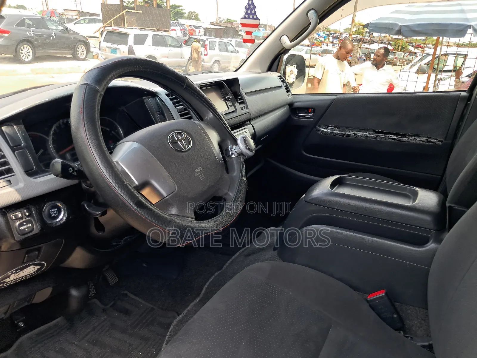 Toyota HiAce 2012 Black