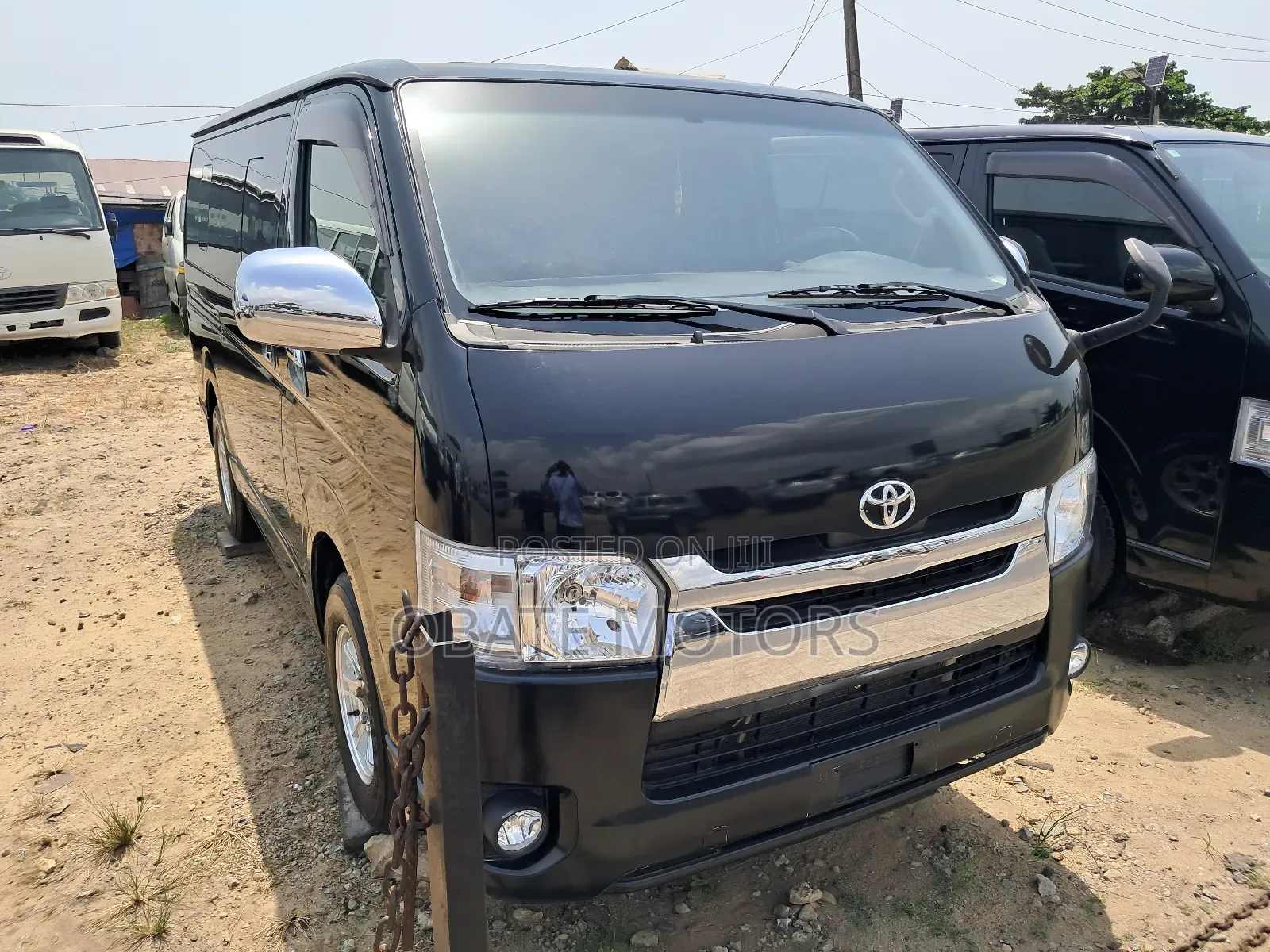 Toyota HiAce 2012 Black