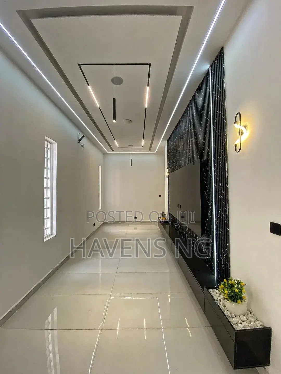 5bdrm Duplex in Ologolo for sale