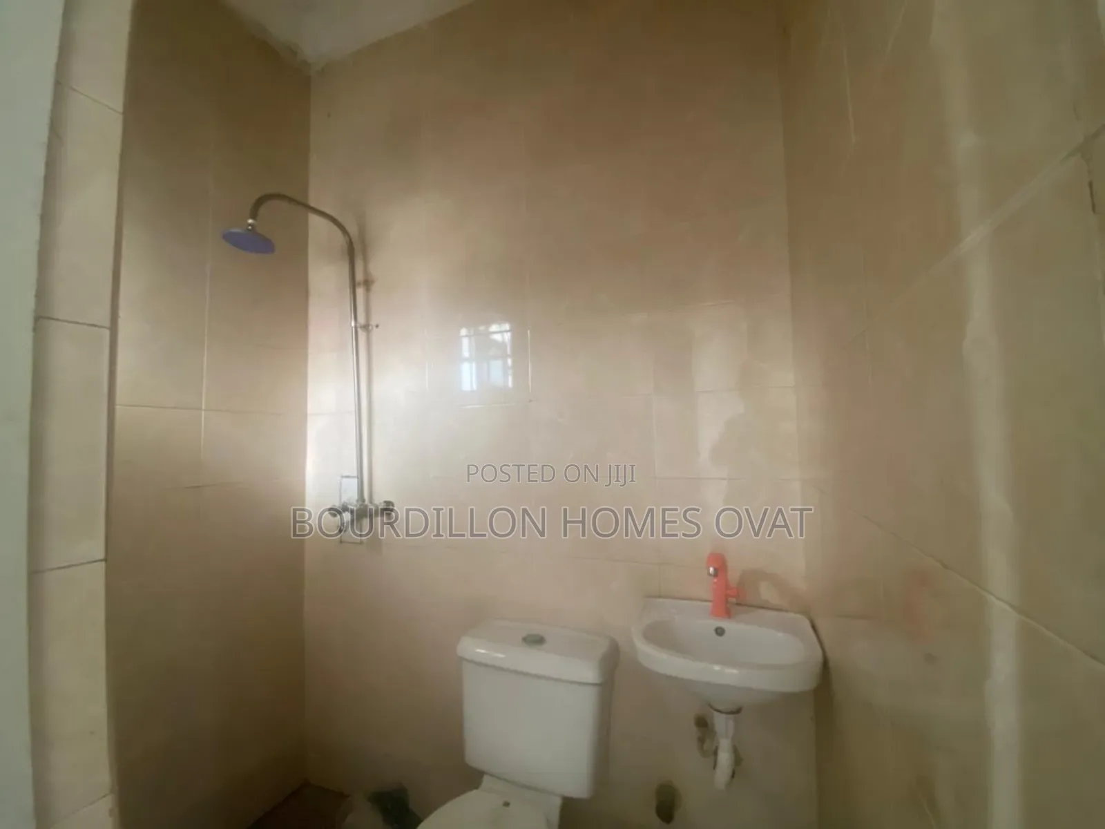 2bdrm Apartment in Lekki County Road for rent