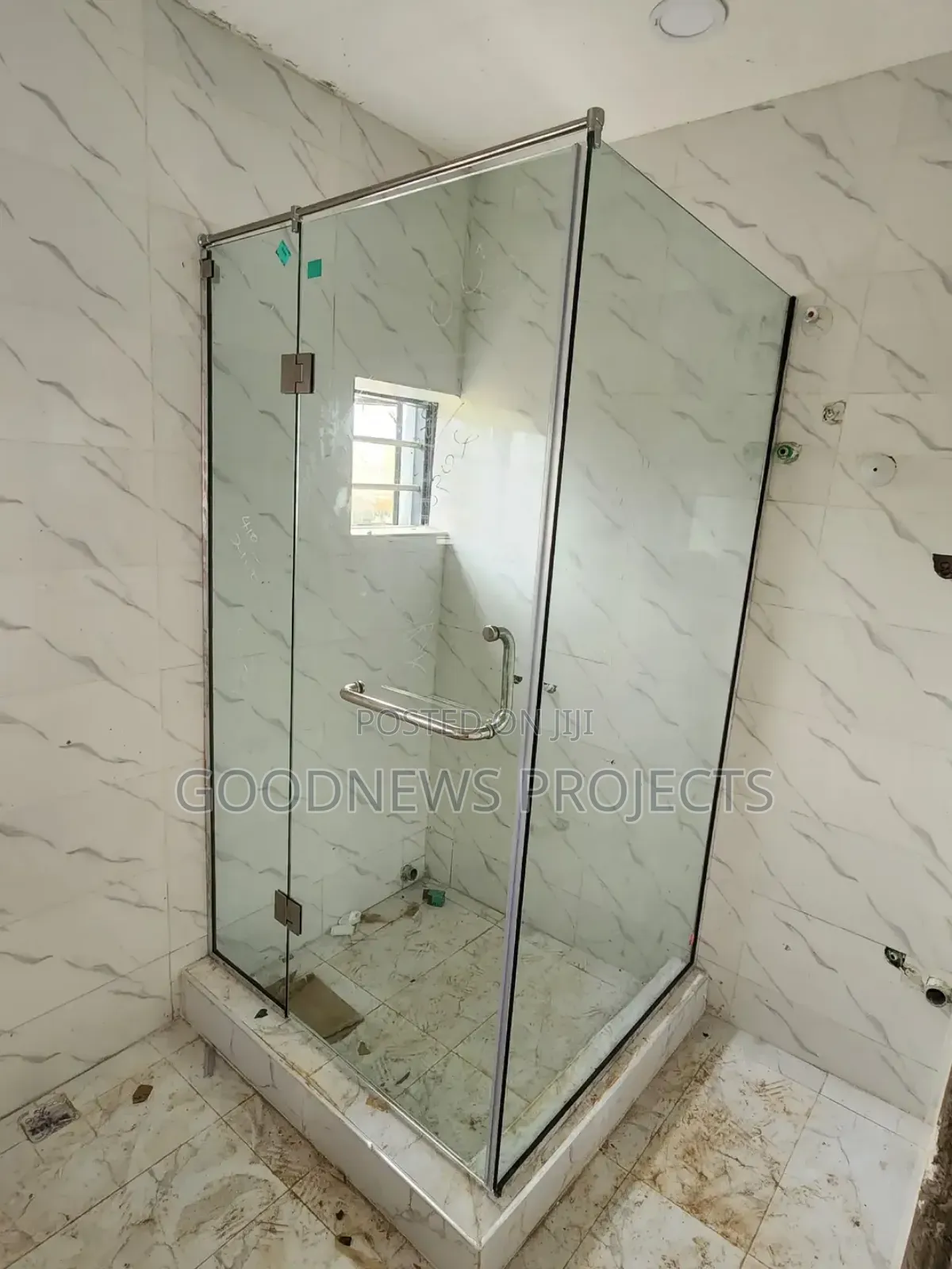 Shower {Hinged} Glass Cubicle