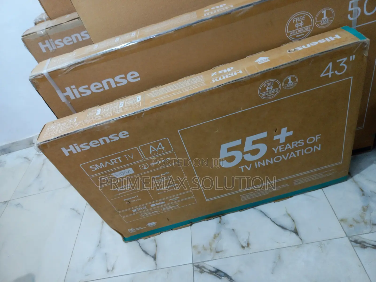 Compact King: Hisense 43" Smart Wonder