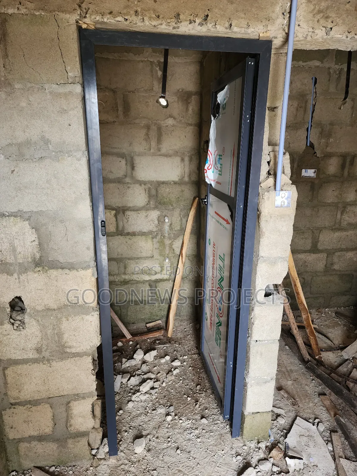 Very Strong Aluminium Toilet Door