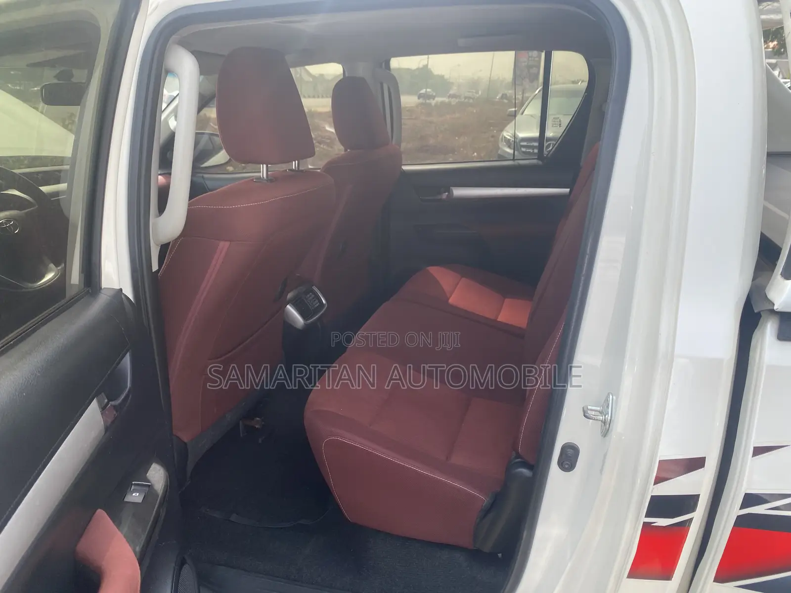 New Toyota Hilux 2024 White