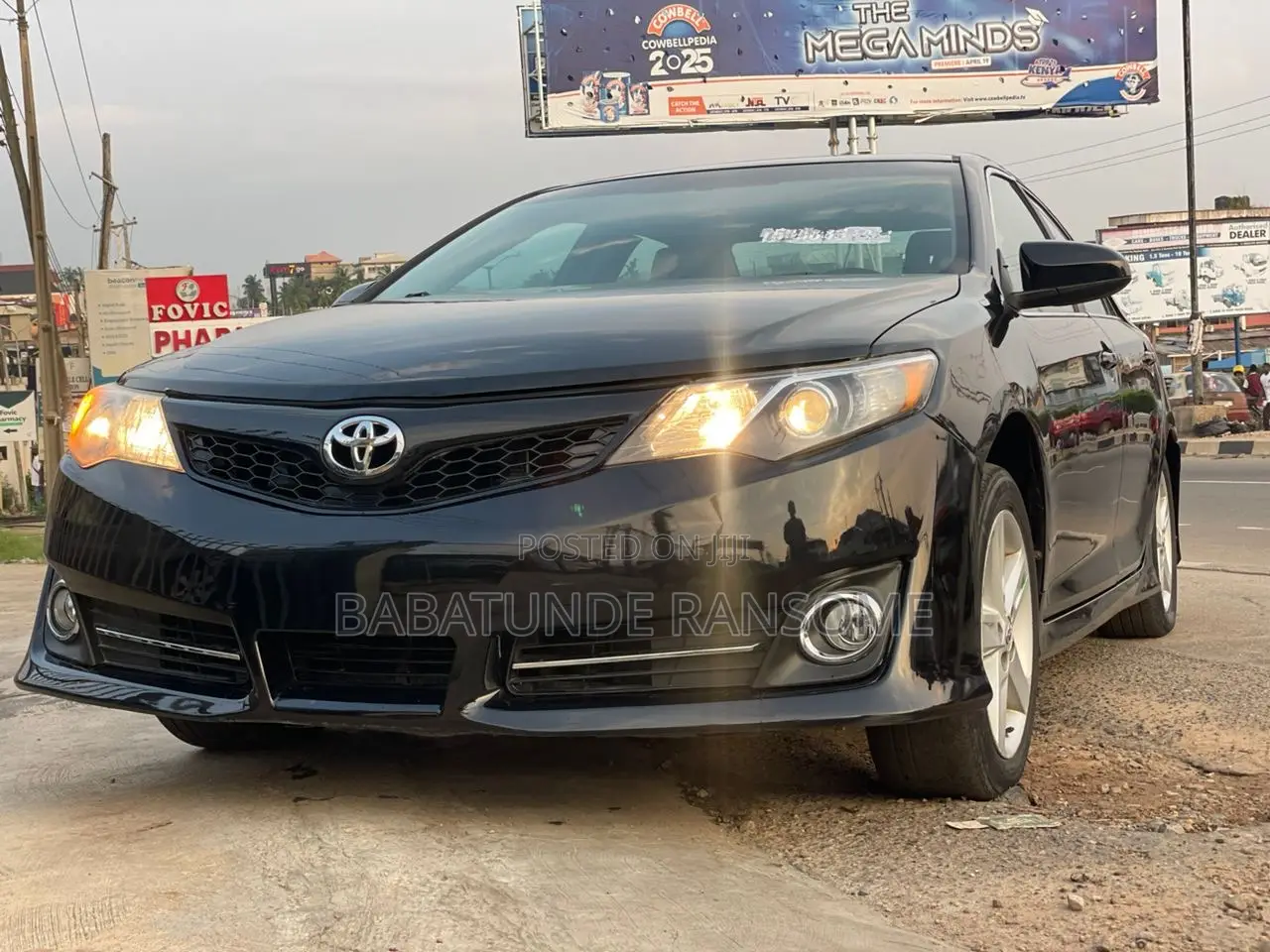Toyota Camry SE 4dr Sedan (2.5L 4cyl 6A) 2014 Black