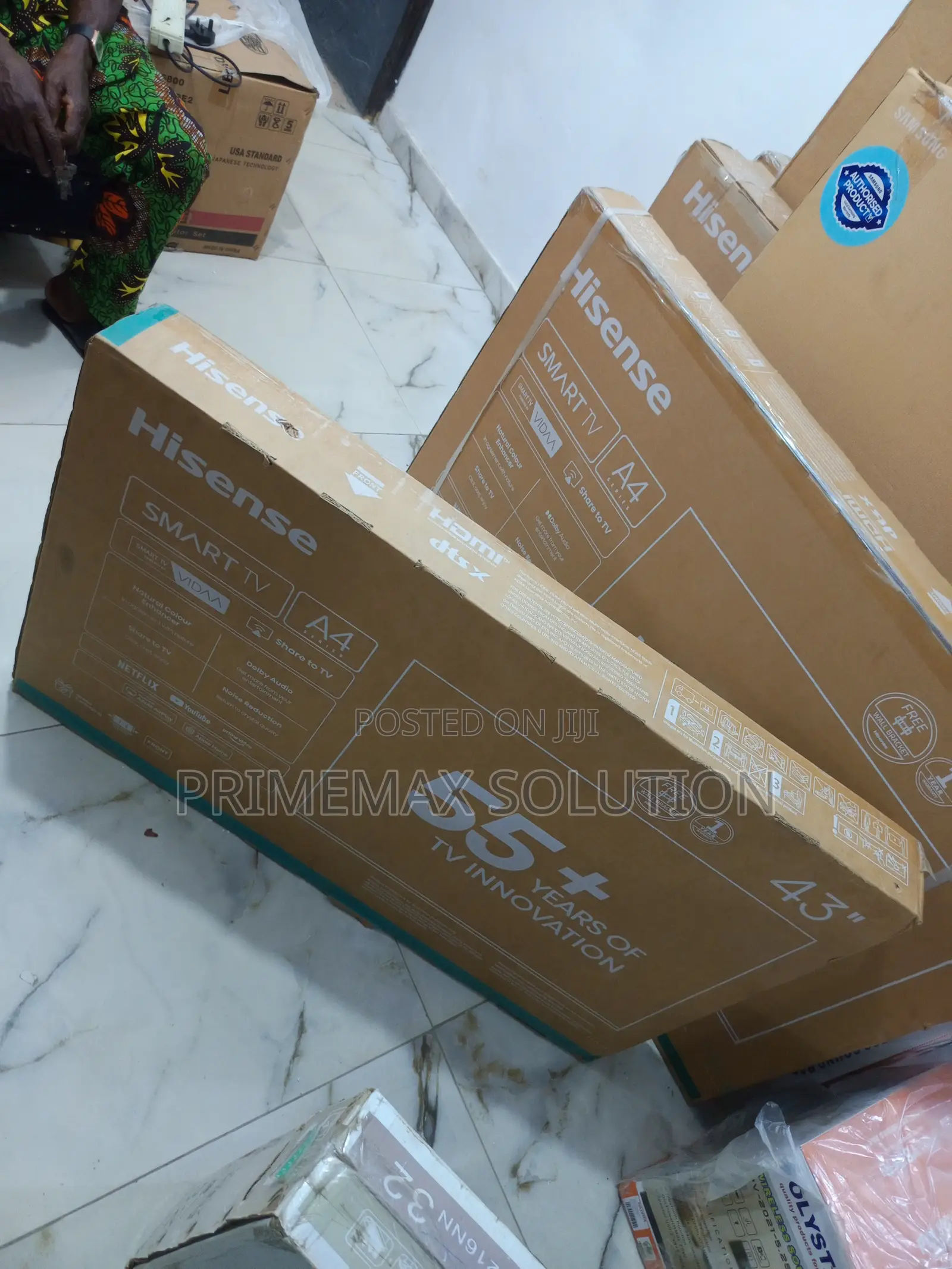 Hisense 43" Immersive Mini Cinema