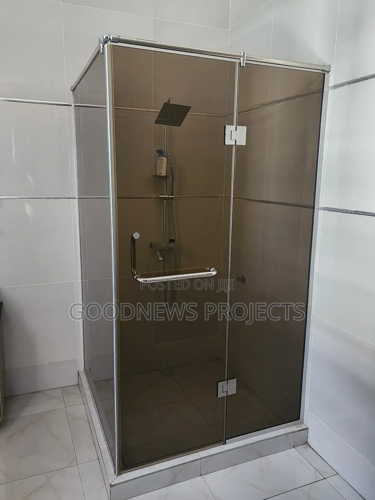 Tinted Brown Cubicle Glass