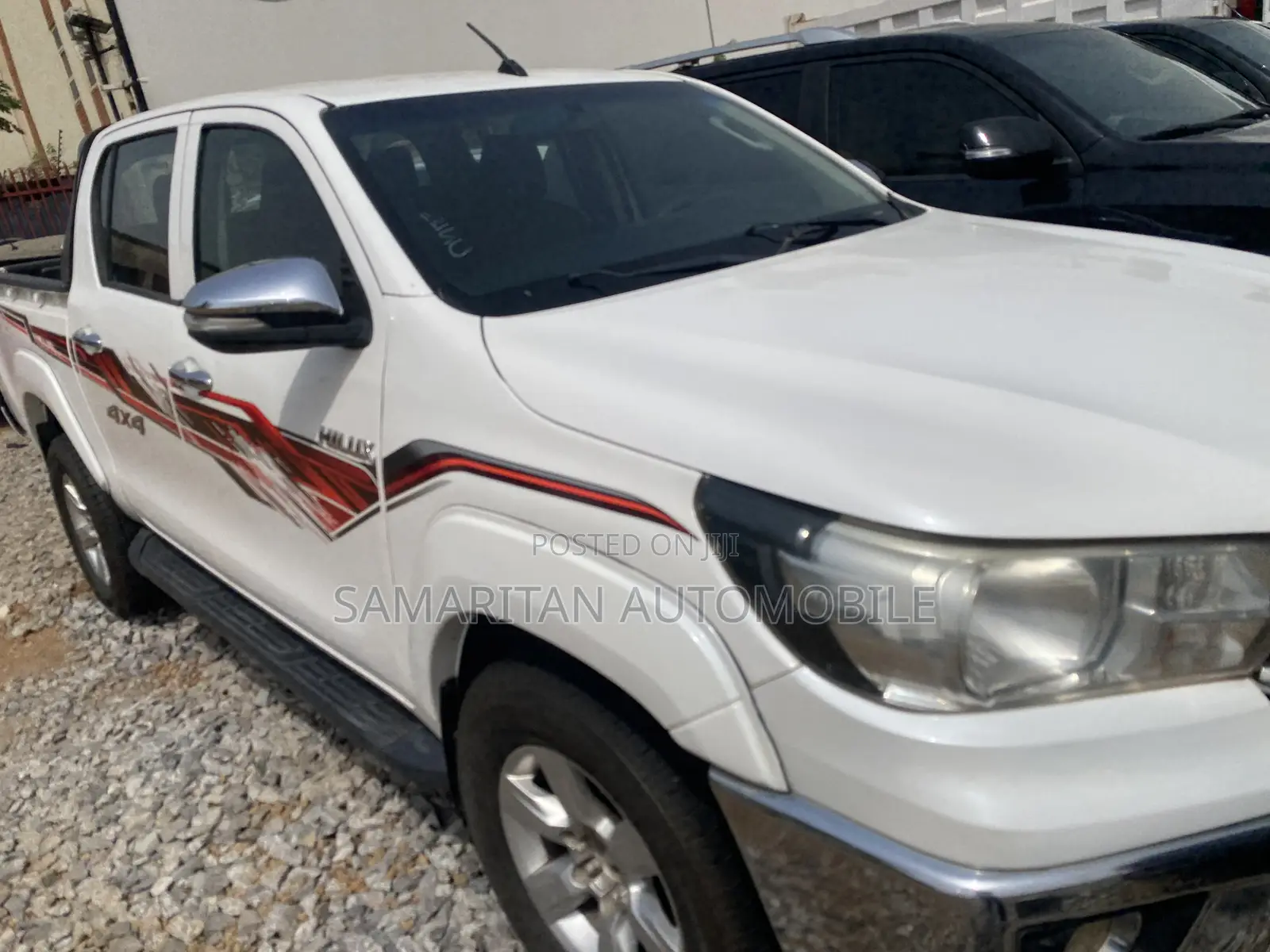 Toyota Hilux Revo Double Cab Petrol 2.7 AWD 2017 White