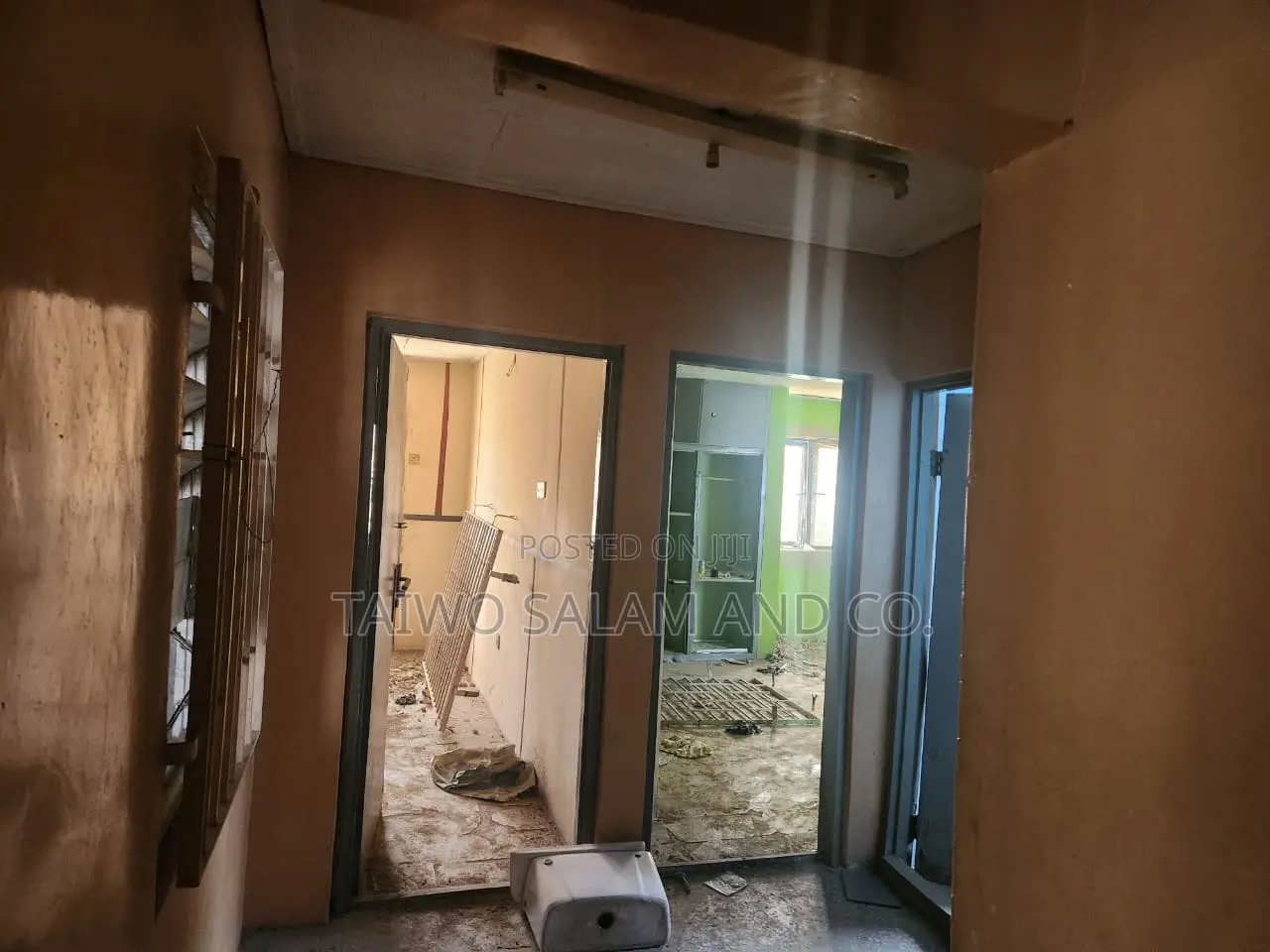 5bdrm Duplex in Ikolaba Gra, Ibadan North West for sale