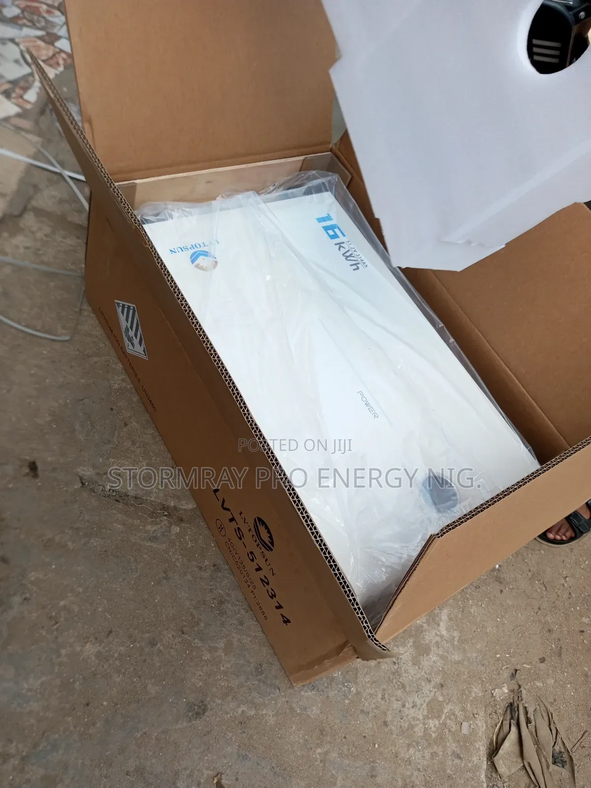 16kwh Lvtopsun Outdoor/Water Resistance Lithium Battery
