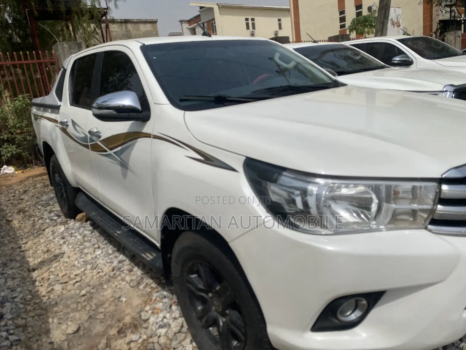 Toyota Hilux Revo Double Cab Petrol 2.7 AWD 2016 White