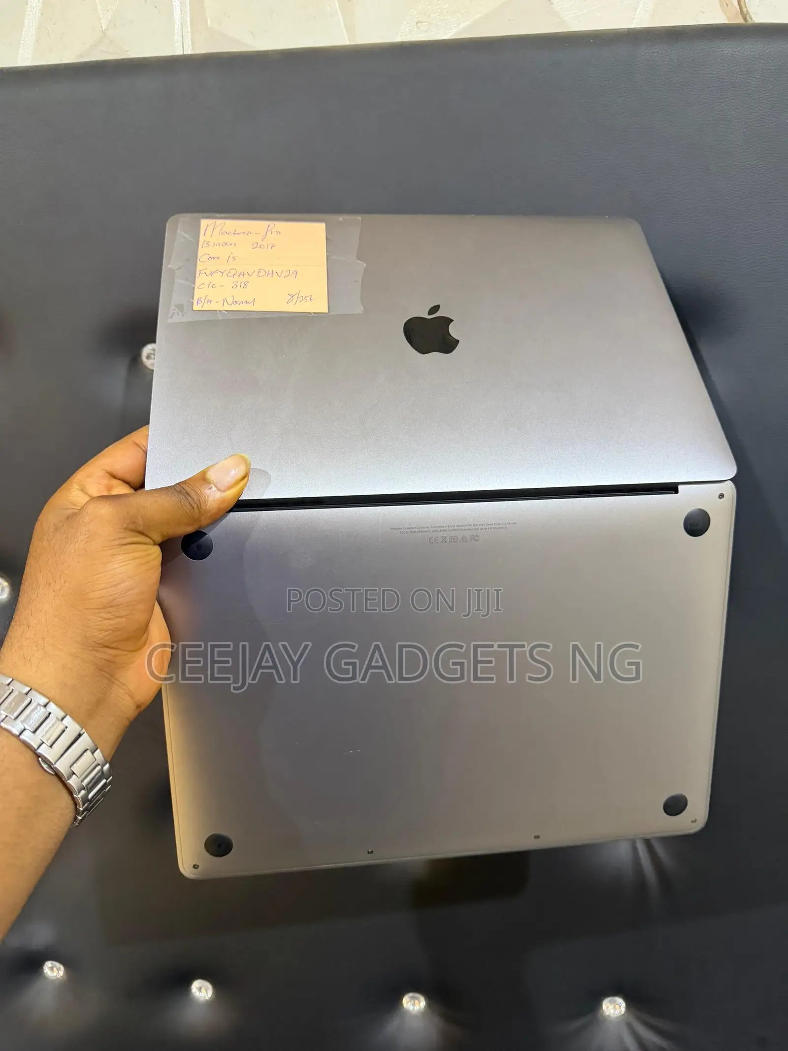 Laptop Apple MacBook Pro 2017 8GB Intel Core I5 SSD 256GB
