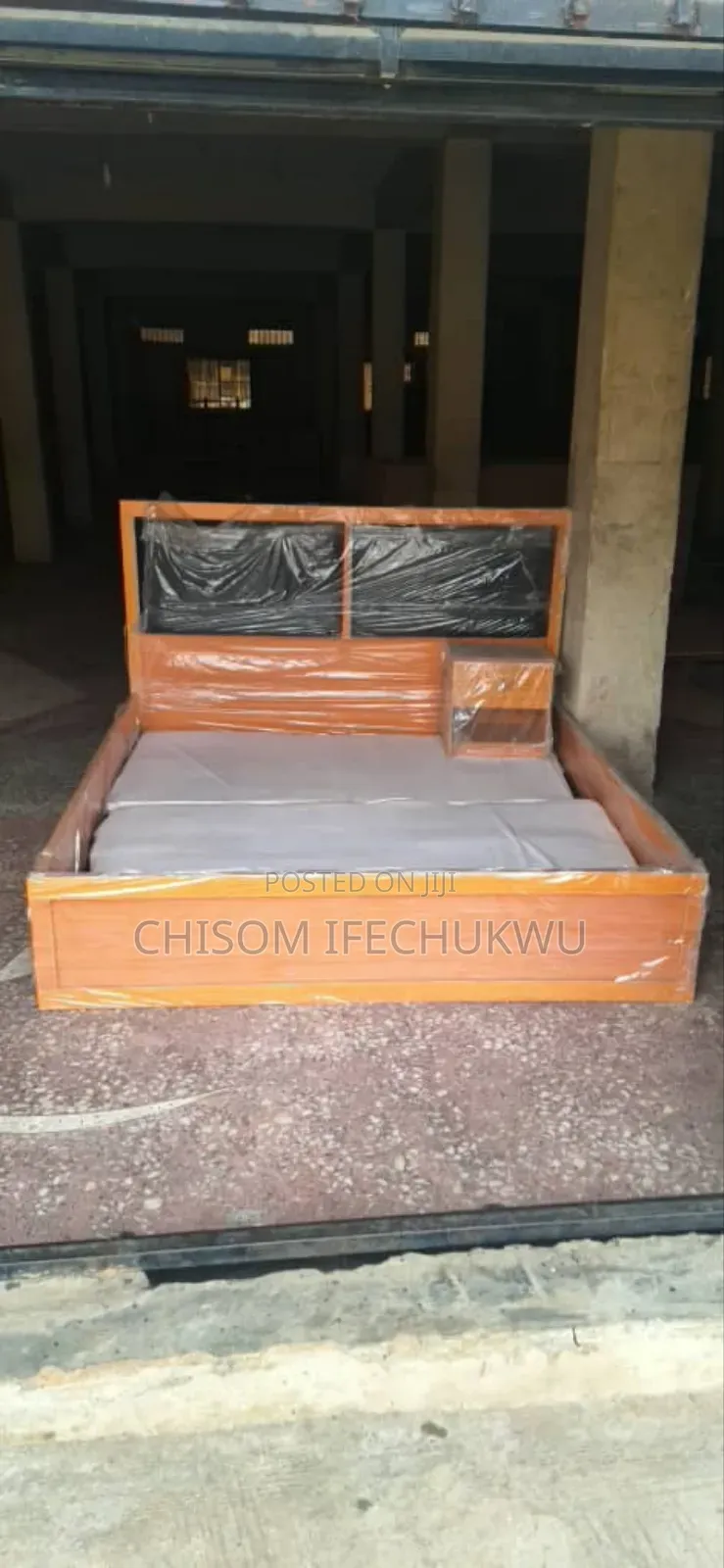 HDF 6 by 6 Inches Bed Frame With a Side Table