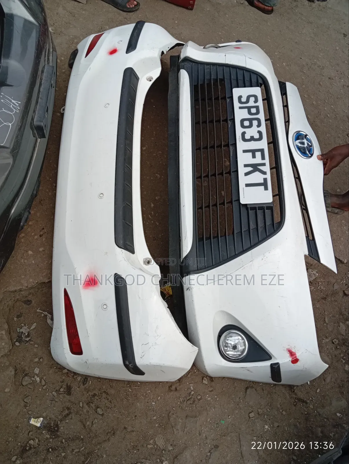Complete Front Bumper Toyota Yaris 2014 Model Parts