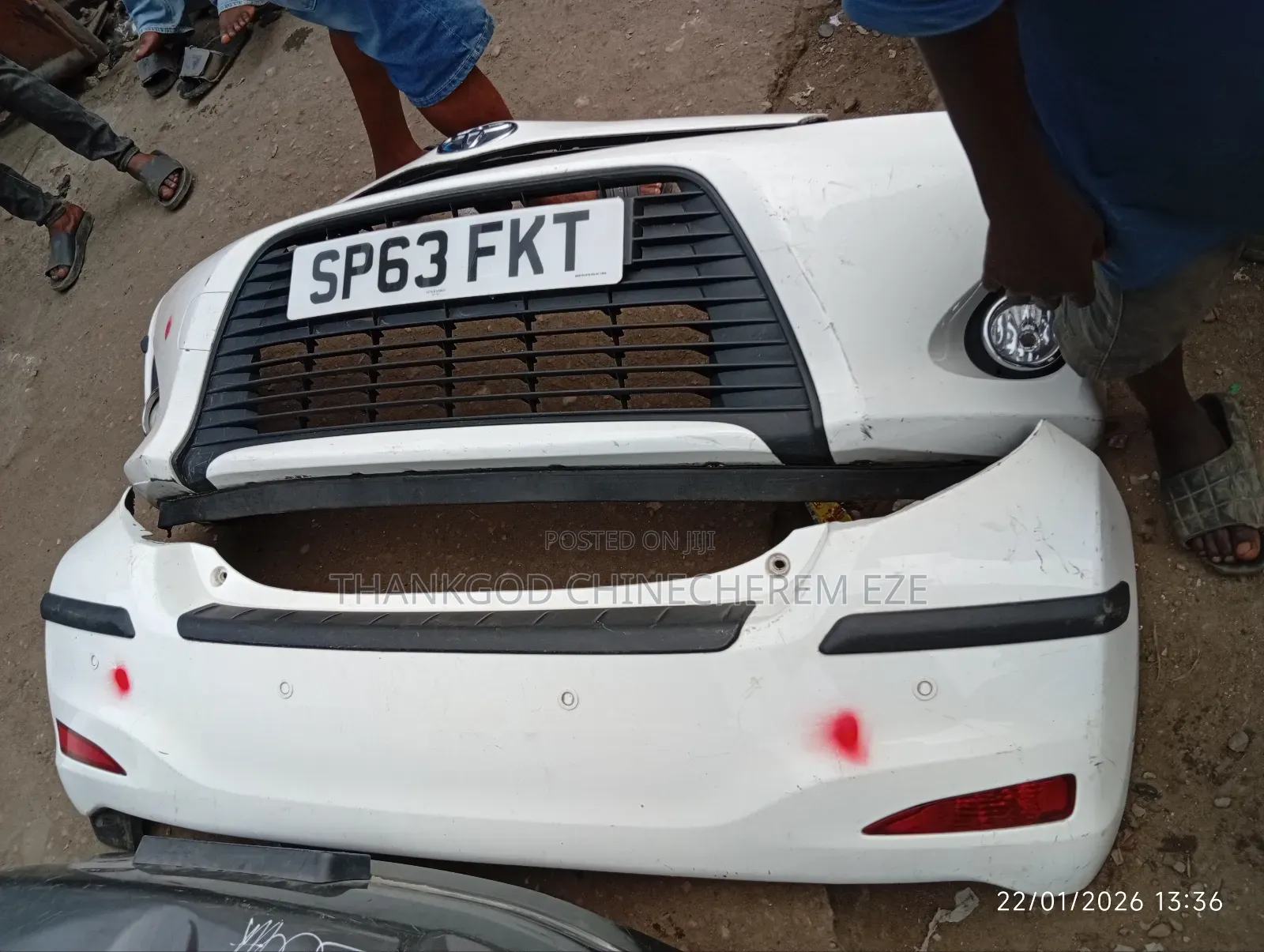 Complete Front Bumper Toyota Yaris 2014 Model Parts