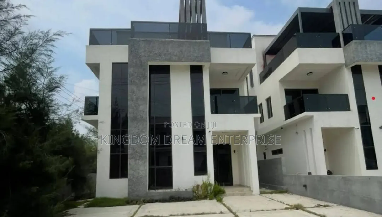 5bdrm Duplex in Lekki County for rent