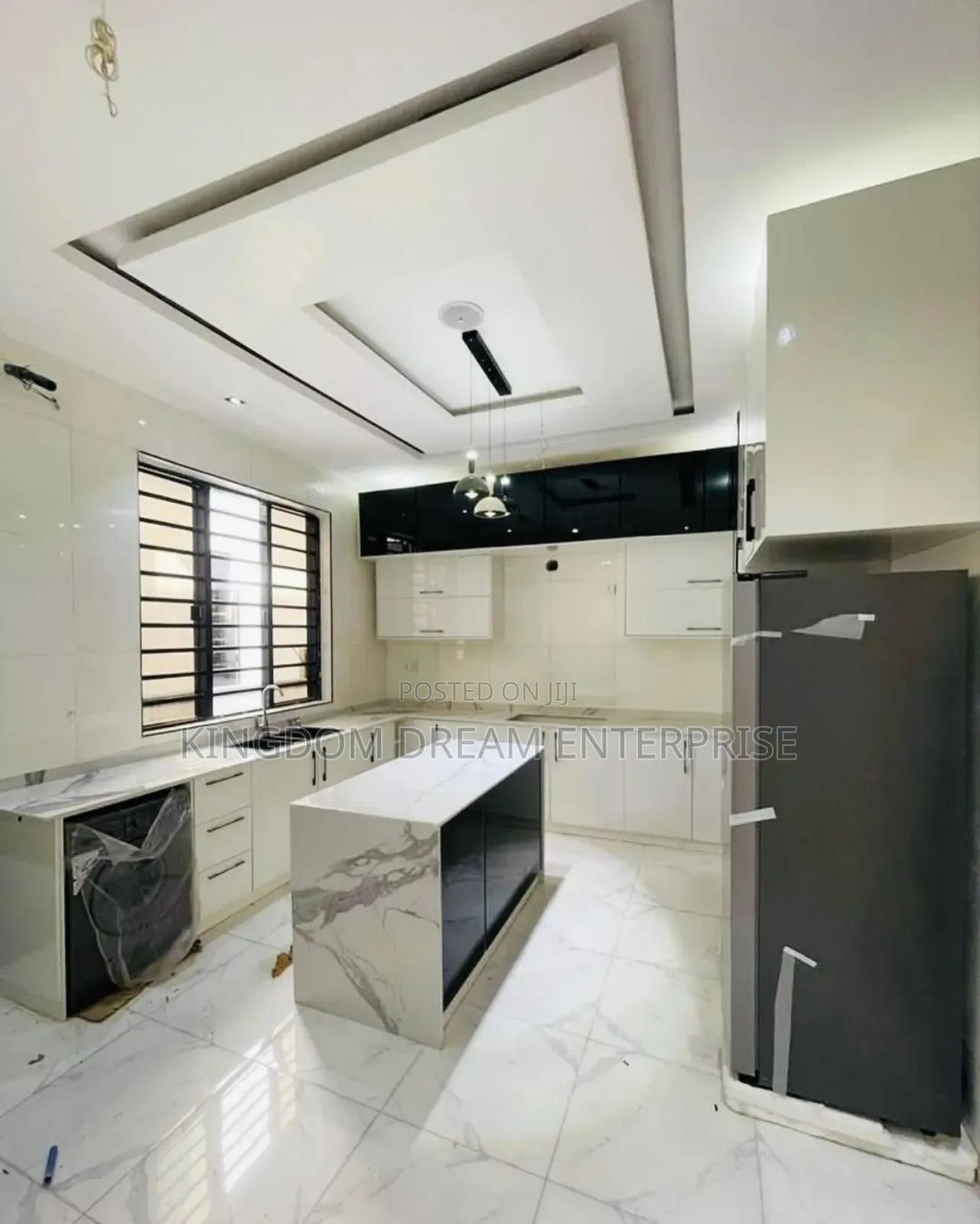 5bdrm Duplex in Chevron, Lekki for rent