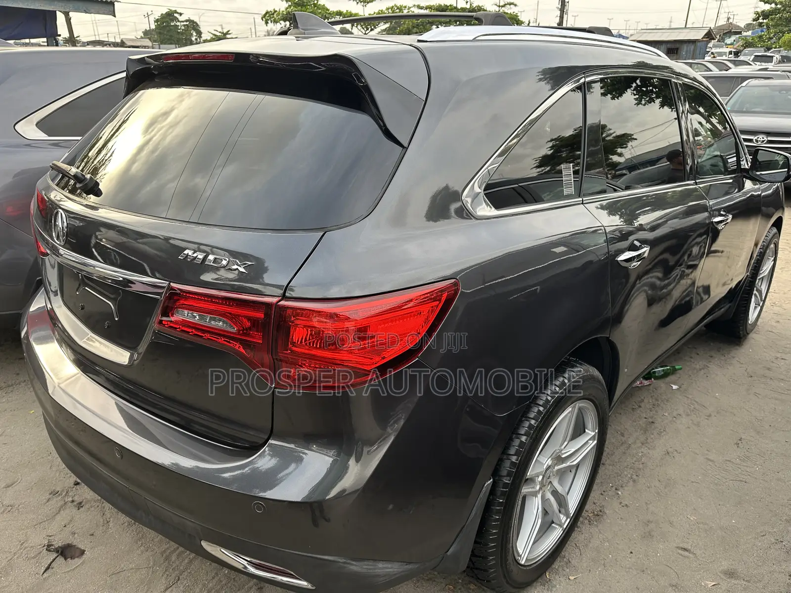 Acura MDX SUV 4dr FWD (3.5L 6cyl 9A) 2016 Gray