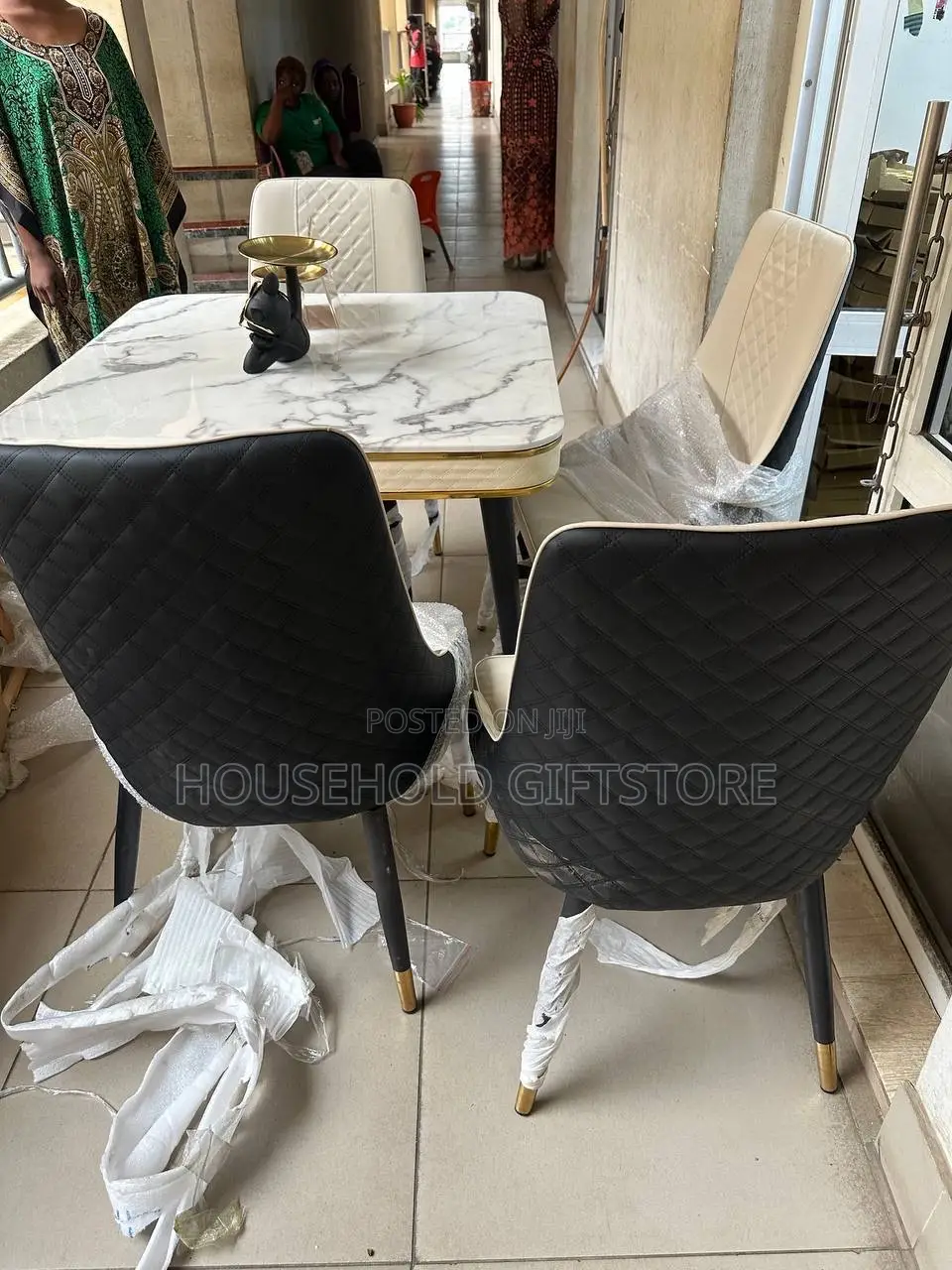 4 Seater Marble Dining Table and Chairs