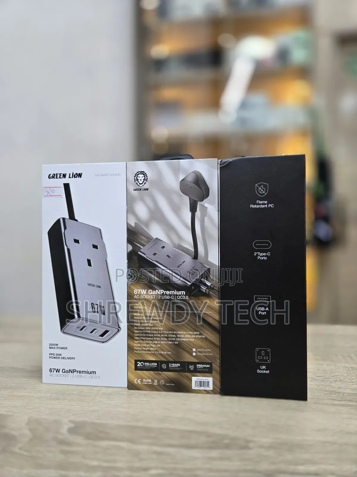 Green Lion 67w Gan Charger With Ac Socket