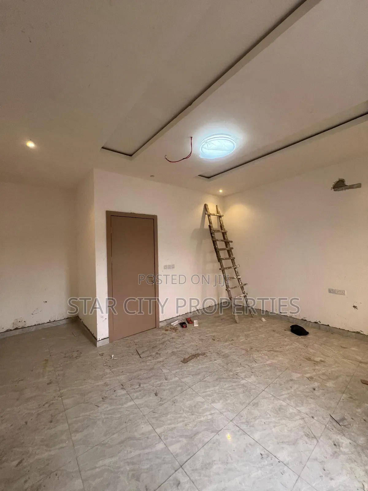 5bdrm Duplex in Surulere Lagos for sale