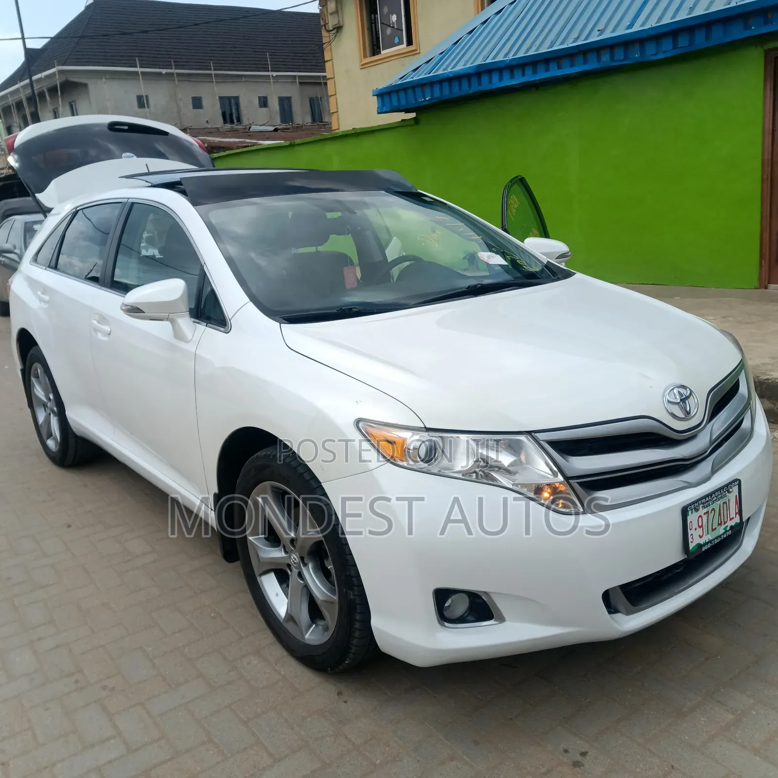 Toyota Venza Limited 4dr Wagon AWD (3.5L 6cyl 6A) 2015 White