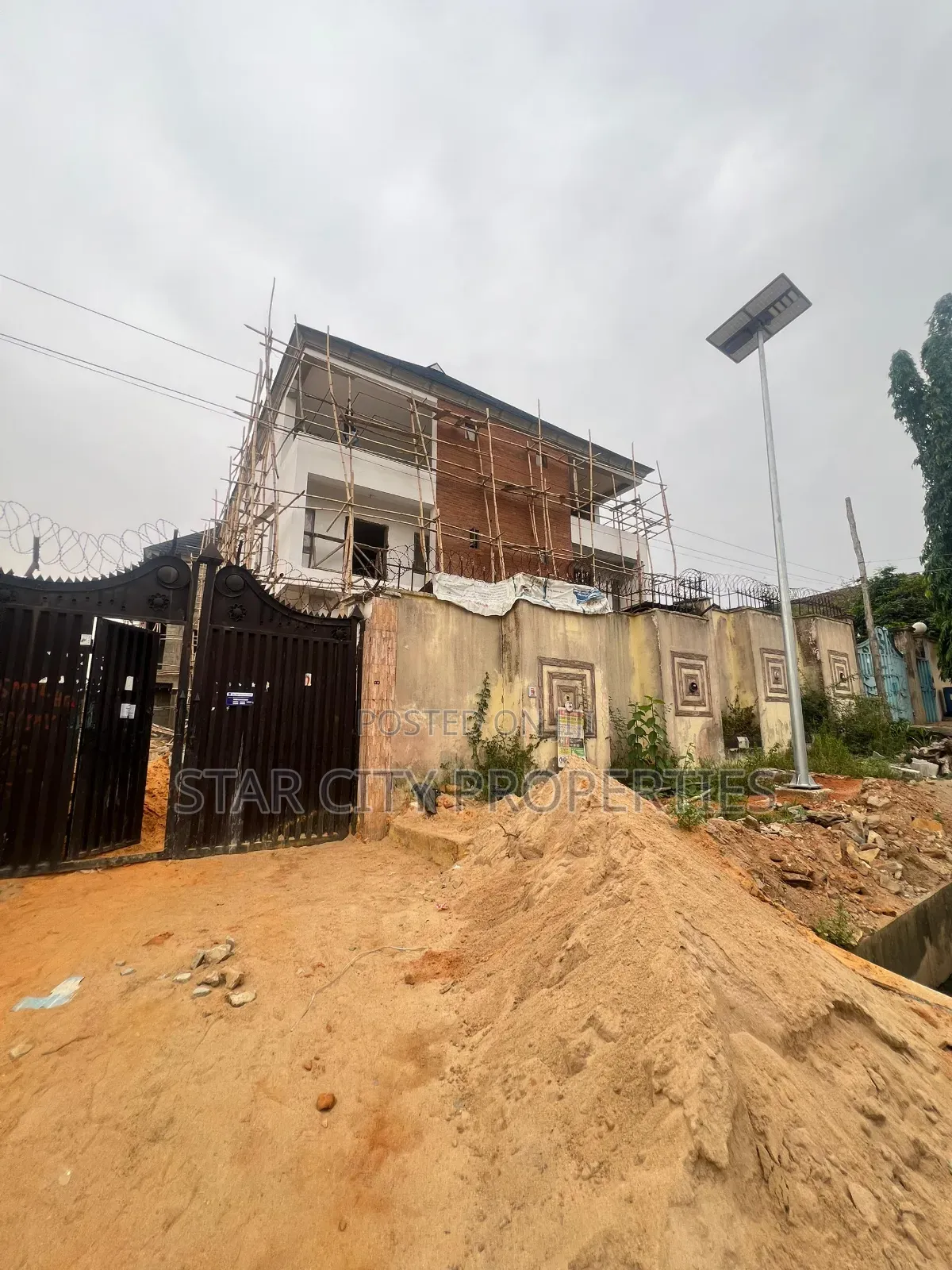 5bdrm Duplex in Magodo Gra Phase 1 for sale