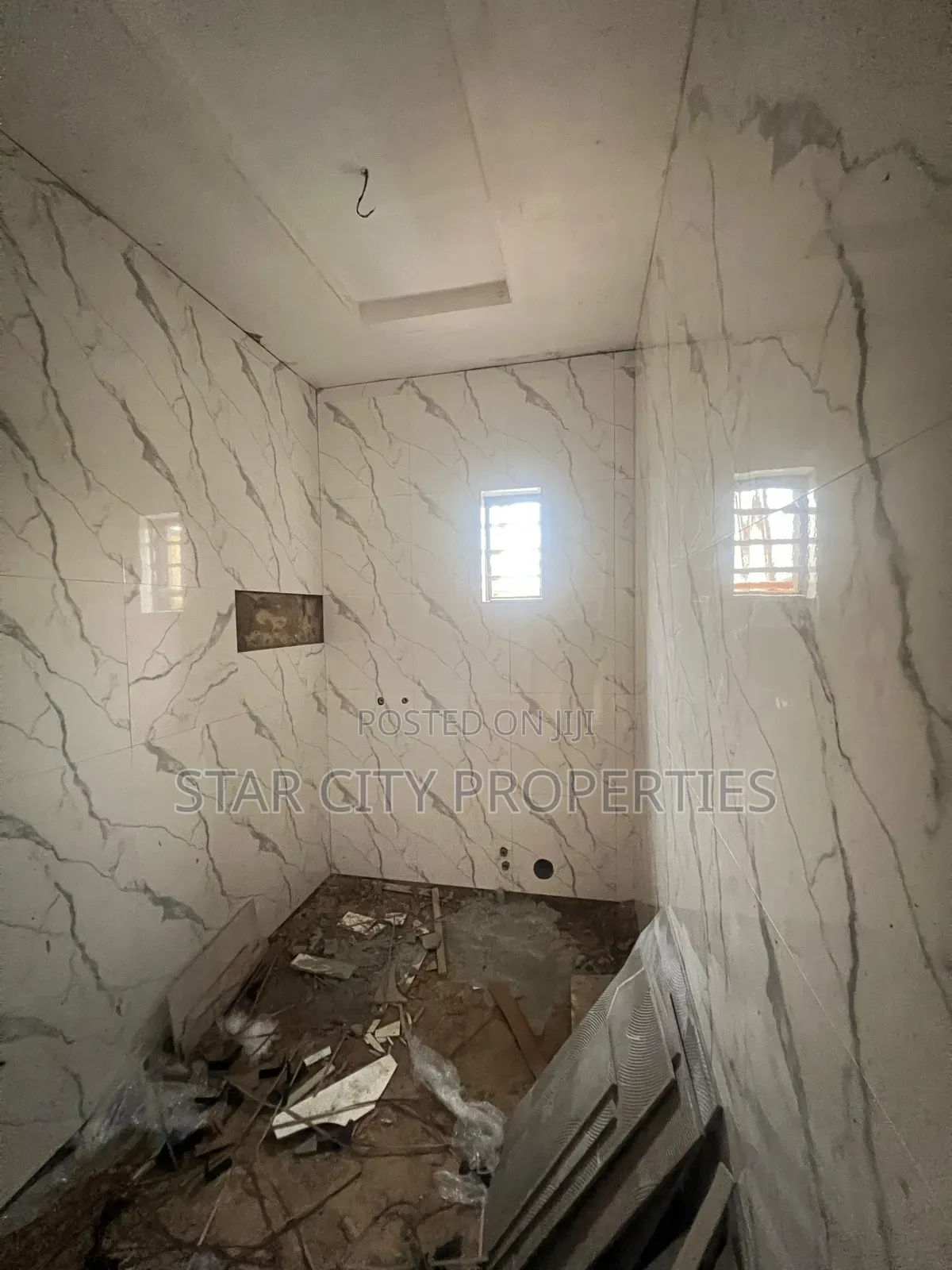 5bdrm Duplex in Magodo Gra Phase 1 for sale